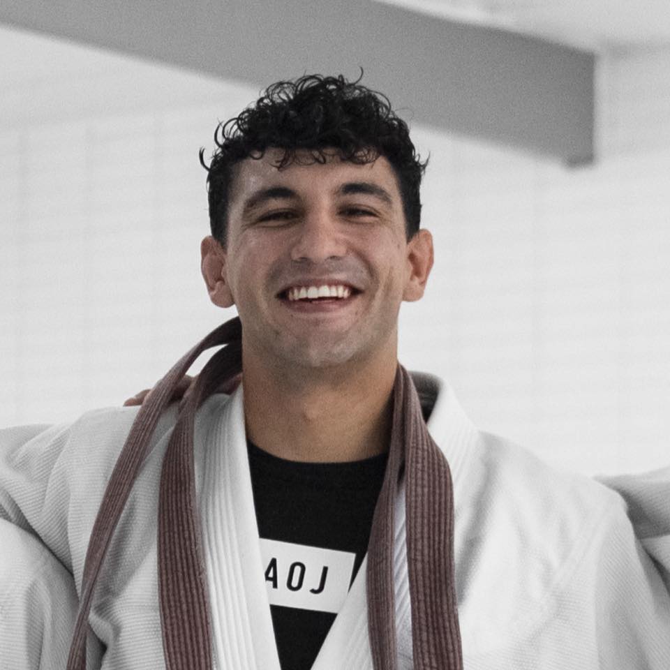 Catch your opponents off guard with this guard pass @artofjiujitsu ...