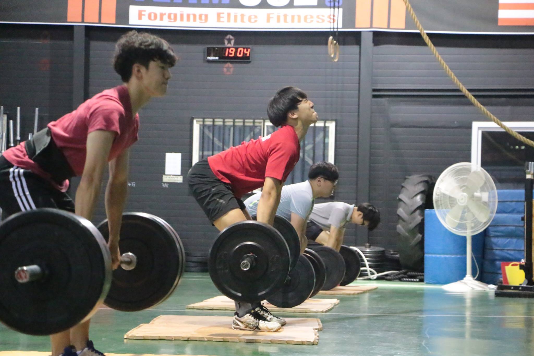 크로스핏 032 - 151002-1007 CrossFit 032 수업 풍경 #Incheon... | Facebook