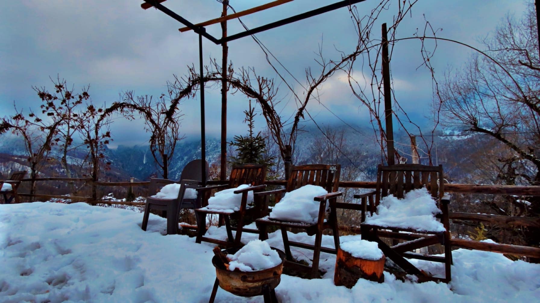 Villa Troi Rugovë | Pejë