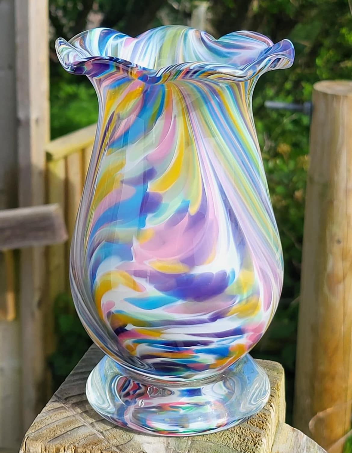 ❤️Alum Bay Glass Studio and Shop is open from 10am every day