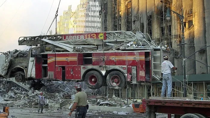 Fire - FDNY Ladder 113 was a crucial unit of the Fire Department of New ...