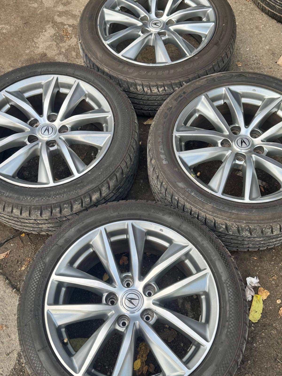 Acura aluminum rim 17 inch and tire Center bore: 66mm Bullet patron ...