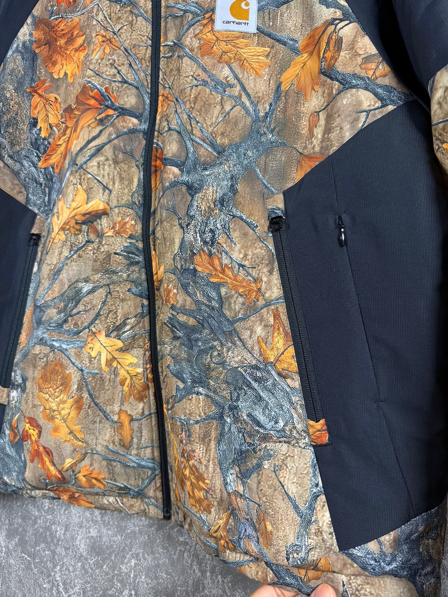 Carhartt Xander Jacket Tree Camo/Black New?