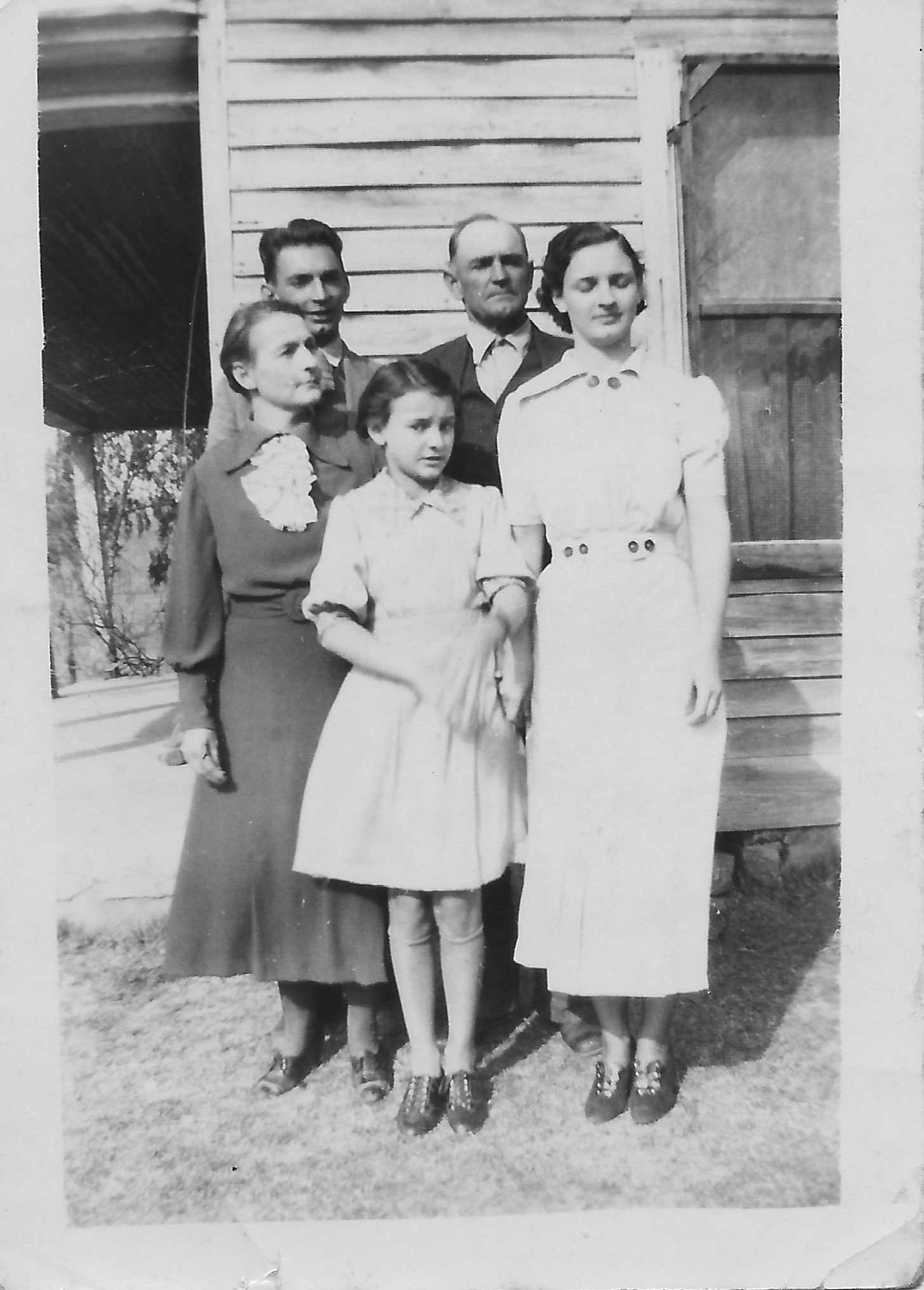 Frank and Mary Mahan family of Ozark County