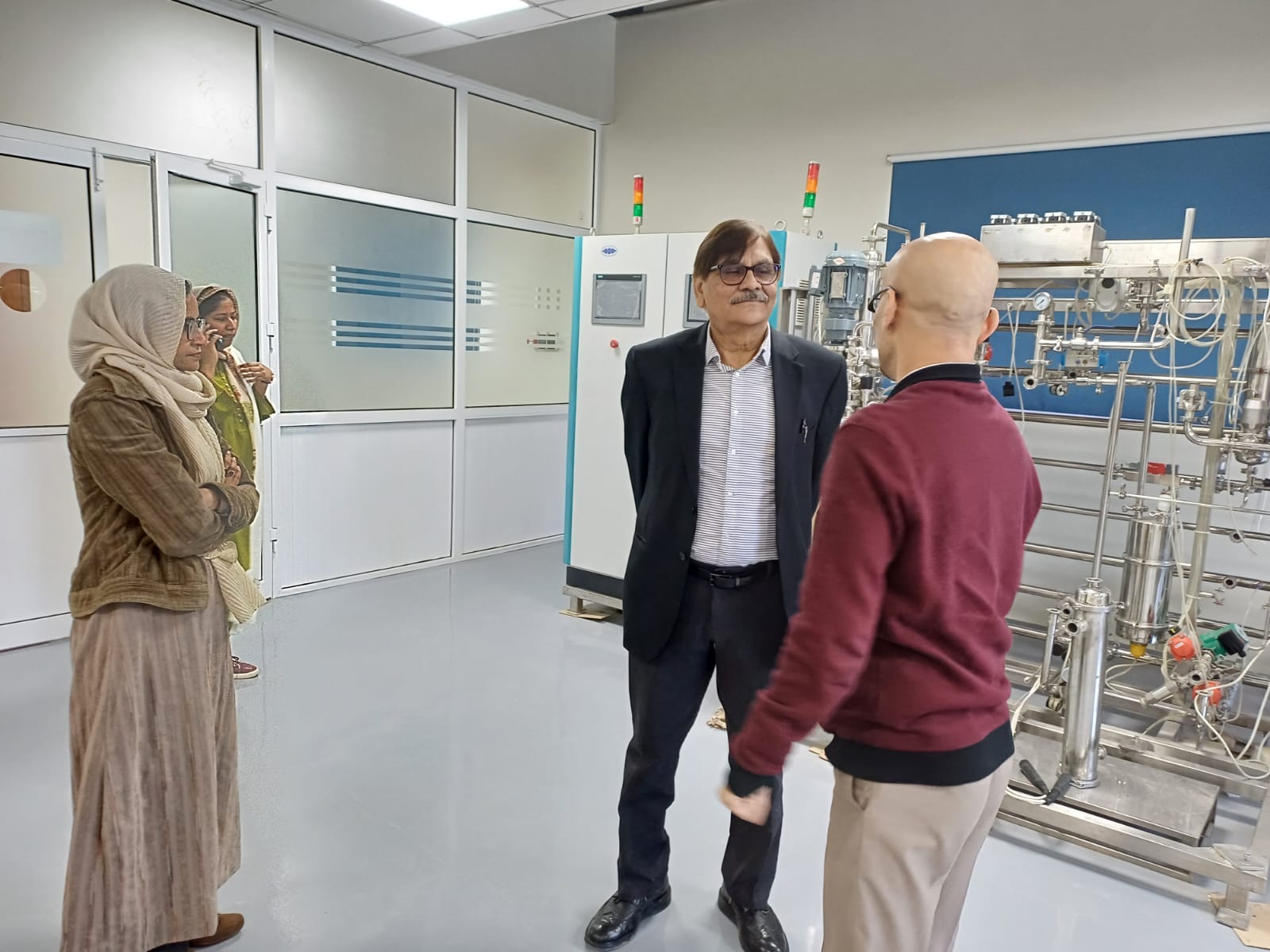 Visit of Prof. Javed... - DOW College of Biotechnology