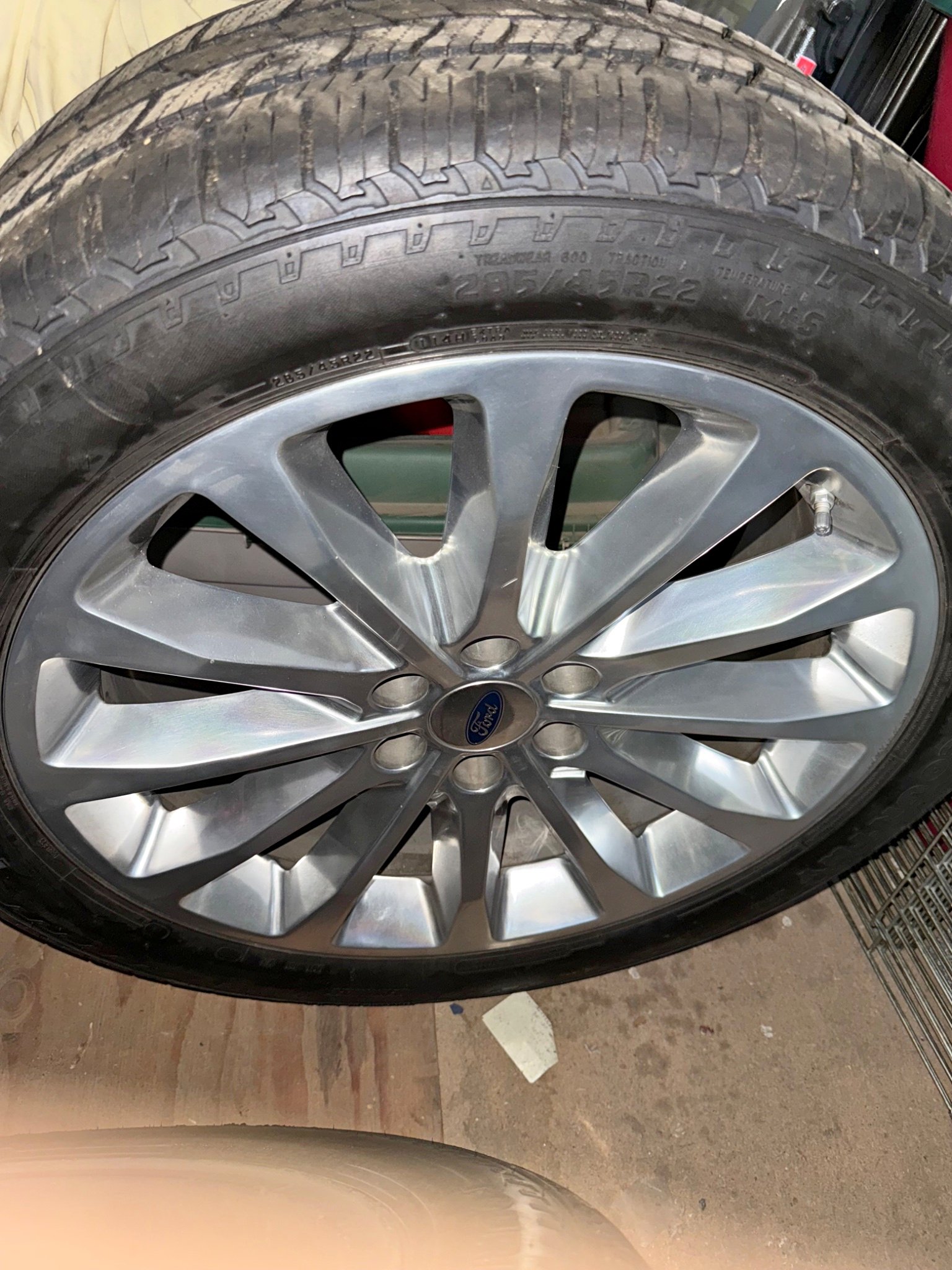 22” Ford Limited Rims & Tires - Car Wheels, Tires & Parts - Pasco ...