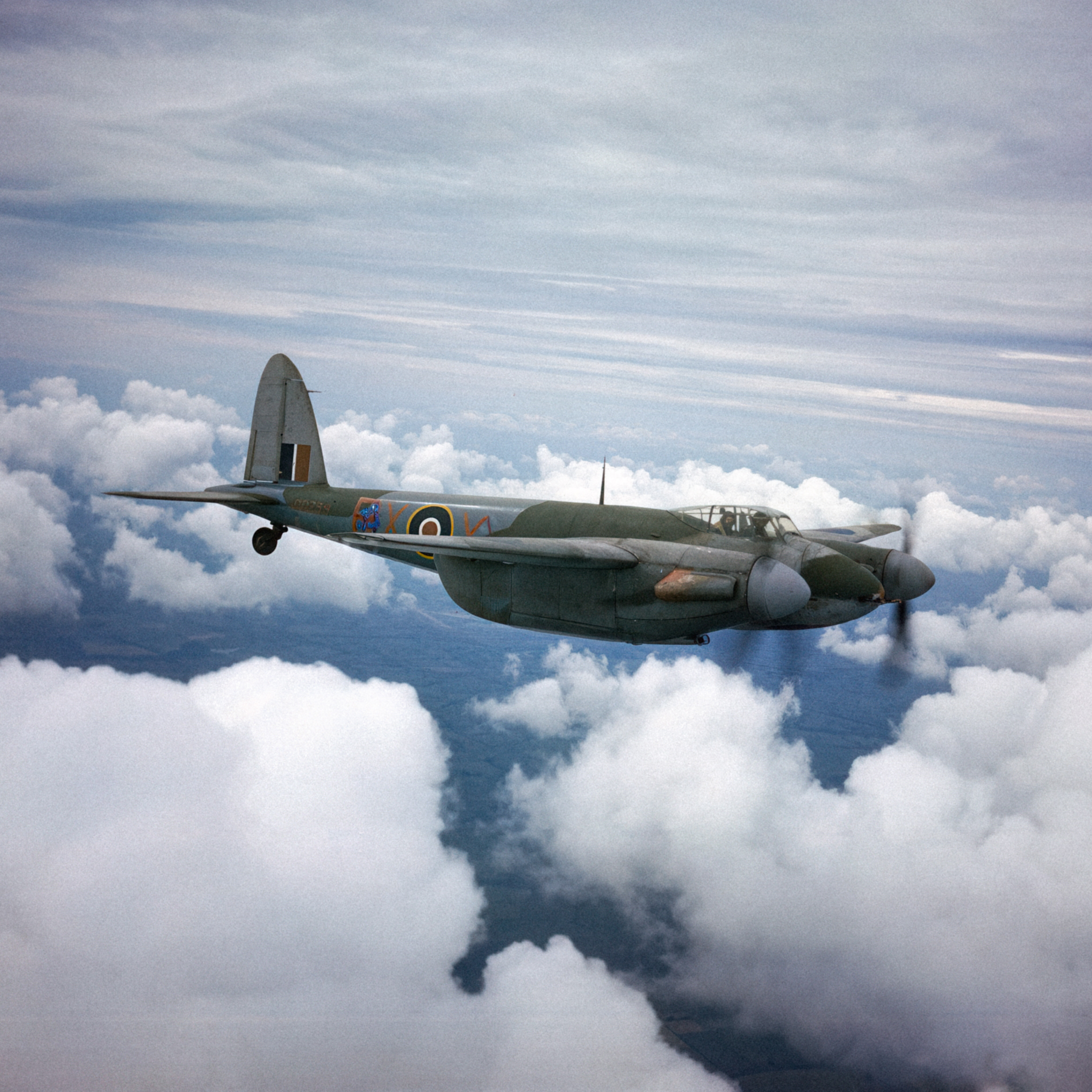 World - De Havilland Mosquito IIF DD739/RX-X of No. 456 Squadron ...