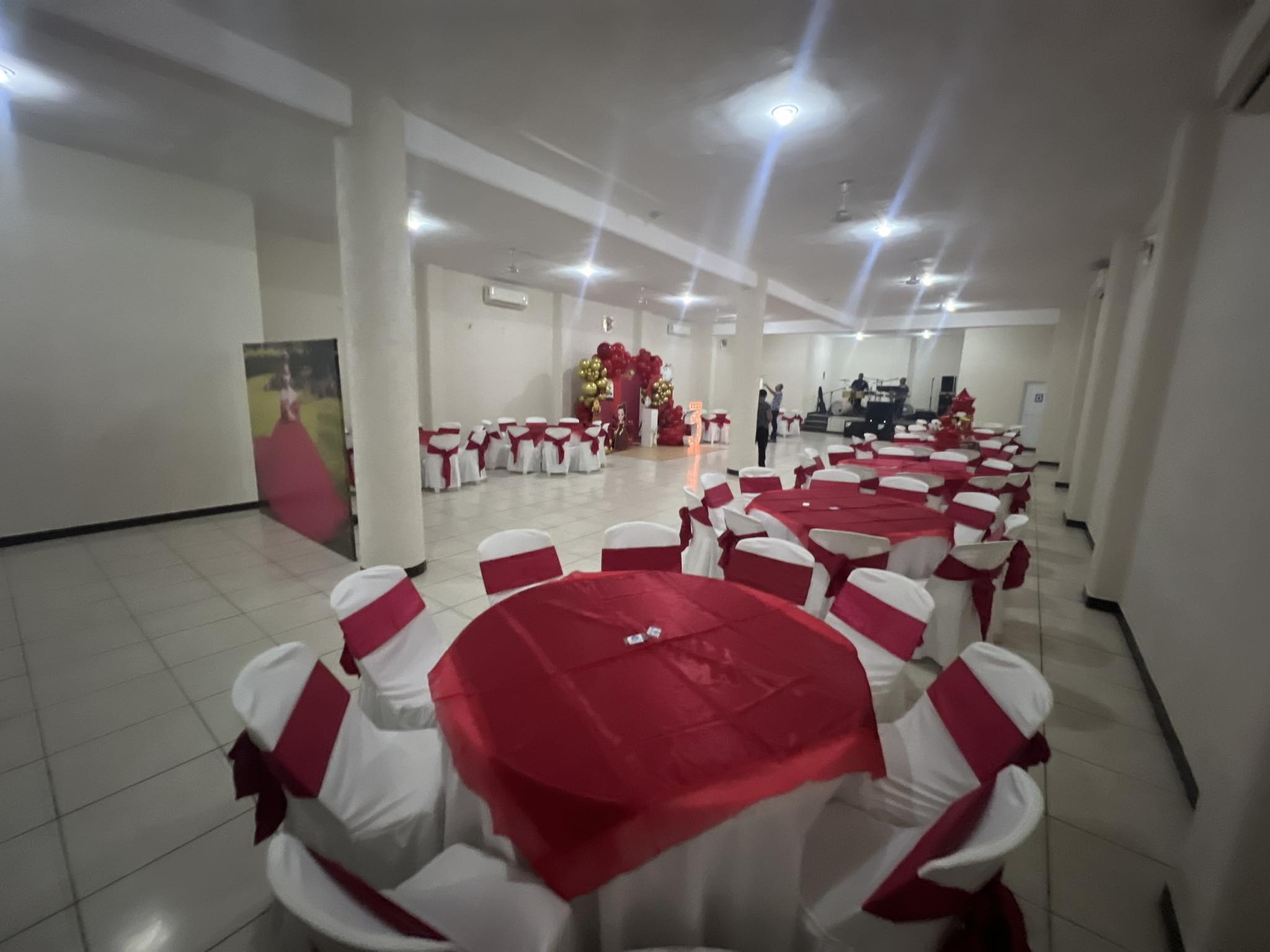 SALÓN "Las Tarascas" | Lázaro Cárdenas