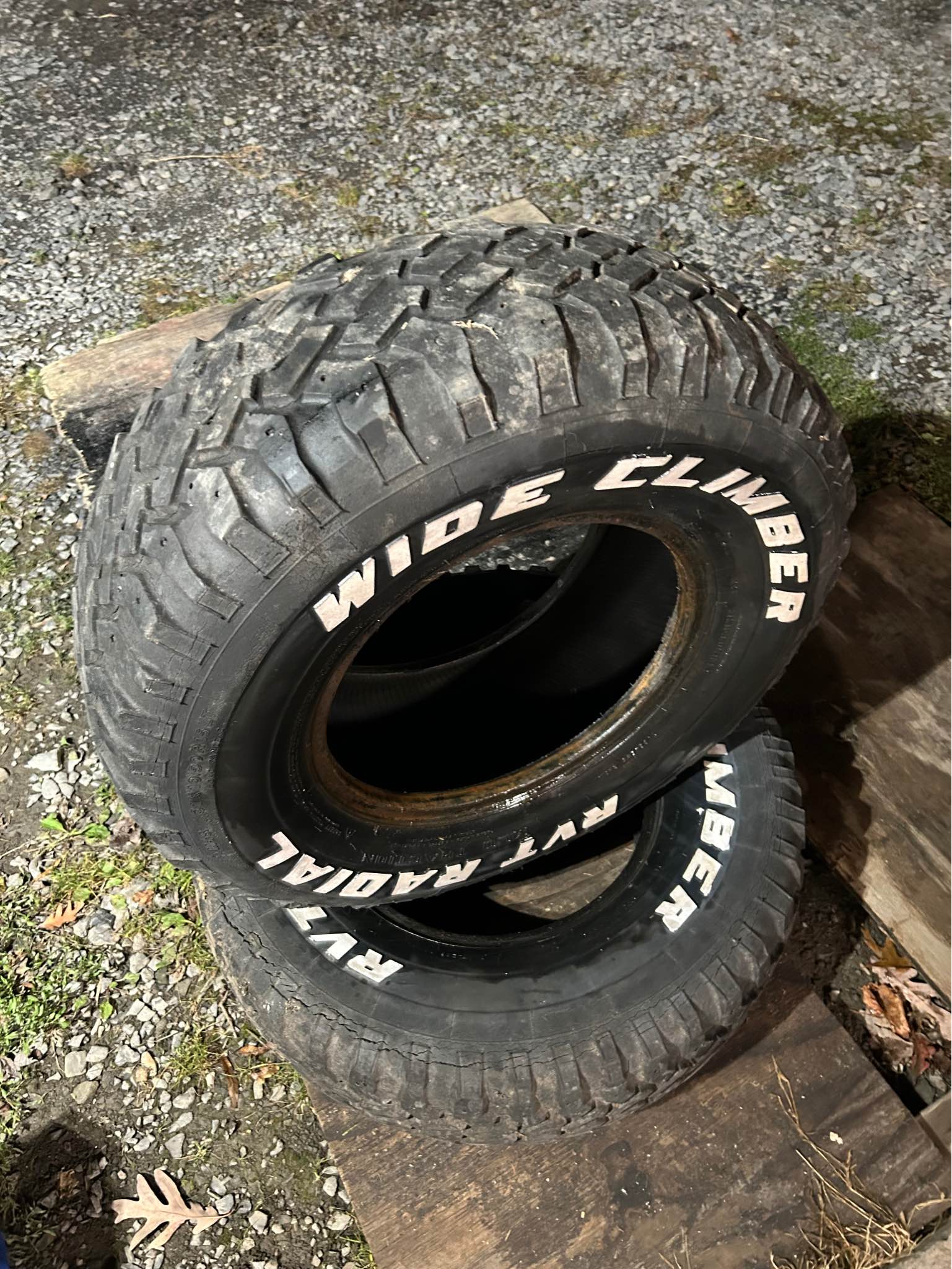 FREE TIRES. WIDE CLIMBER RVT RADIAL 31x10.50R15. Yes these are ...