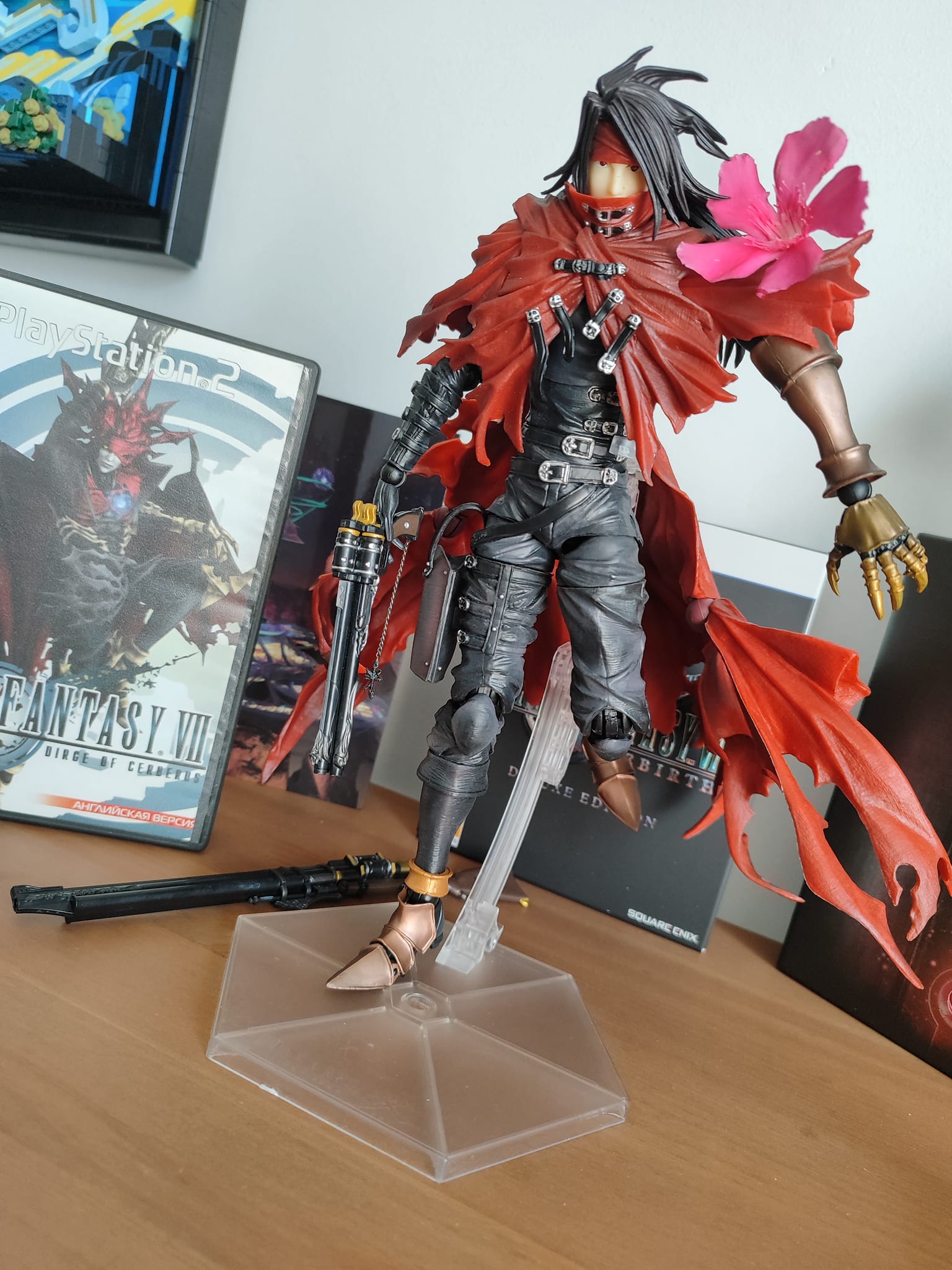 Vincent Valentine figure arrives, hoping for Dirge of Cerberus