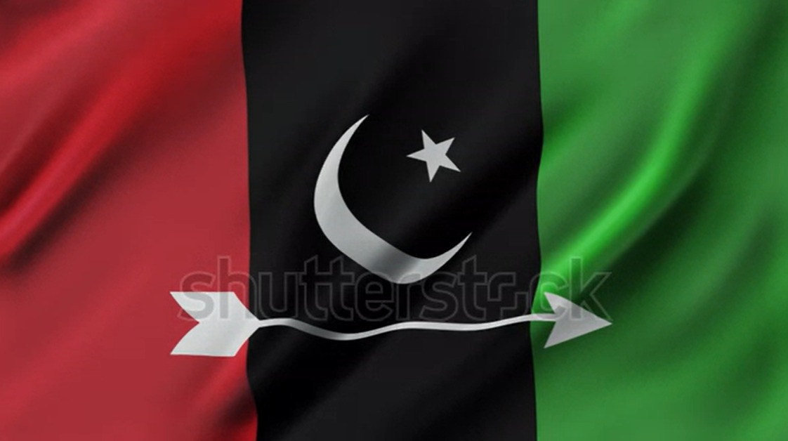 میں اکیلا ہی چلا تھا جانب منزل مگر لوگ ساتھ آتے گئے اور کارواں بنتا گیا ...