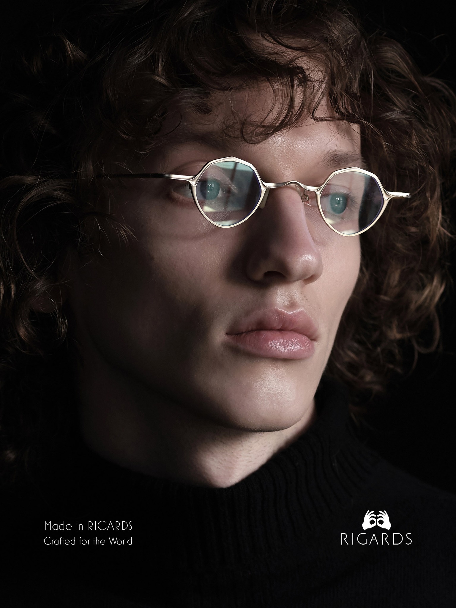 Rigards - Featuring a jointless monocoque front with an elegantly 