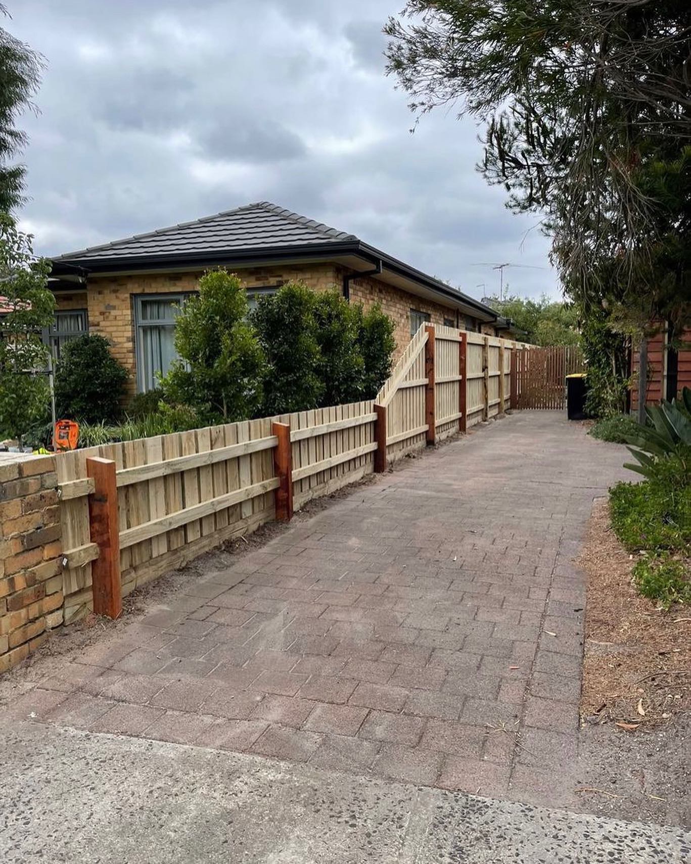Checked Fencing - Rebuild of 1950 fence in Edithvale!...