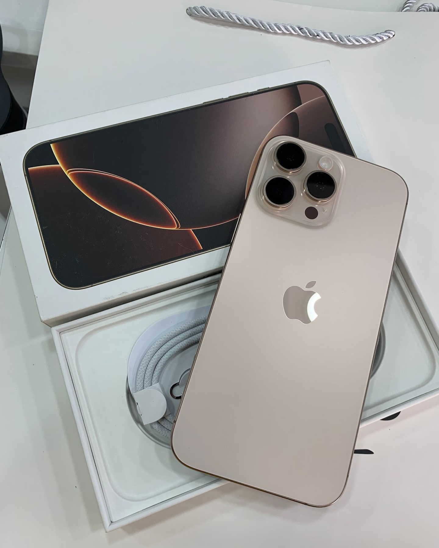 IPHONE 16PROMAX 256GB公式通販
