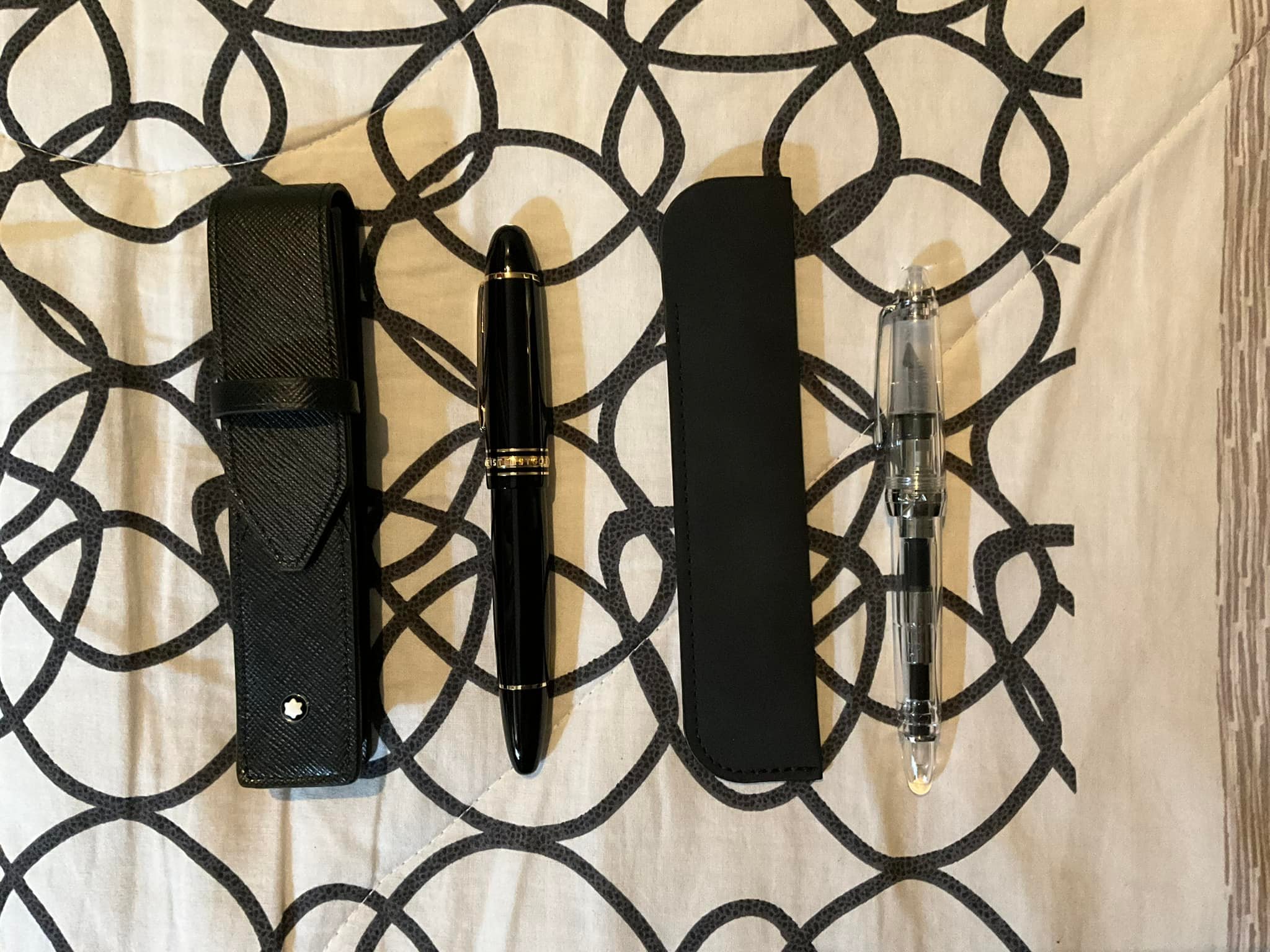 Montblanc Elixir Azure ink in Sailor 1911L 21k demonstrator