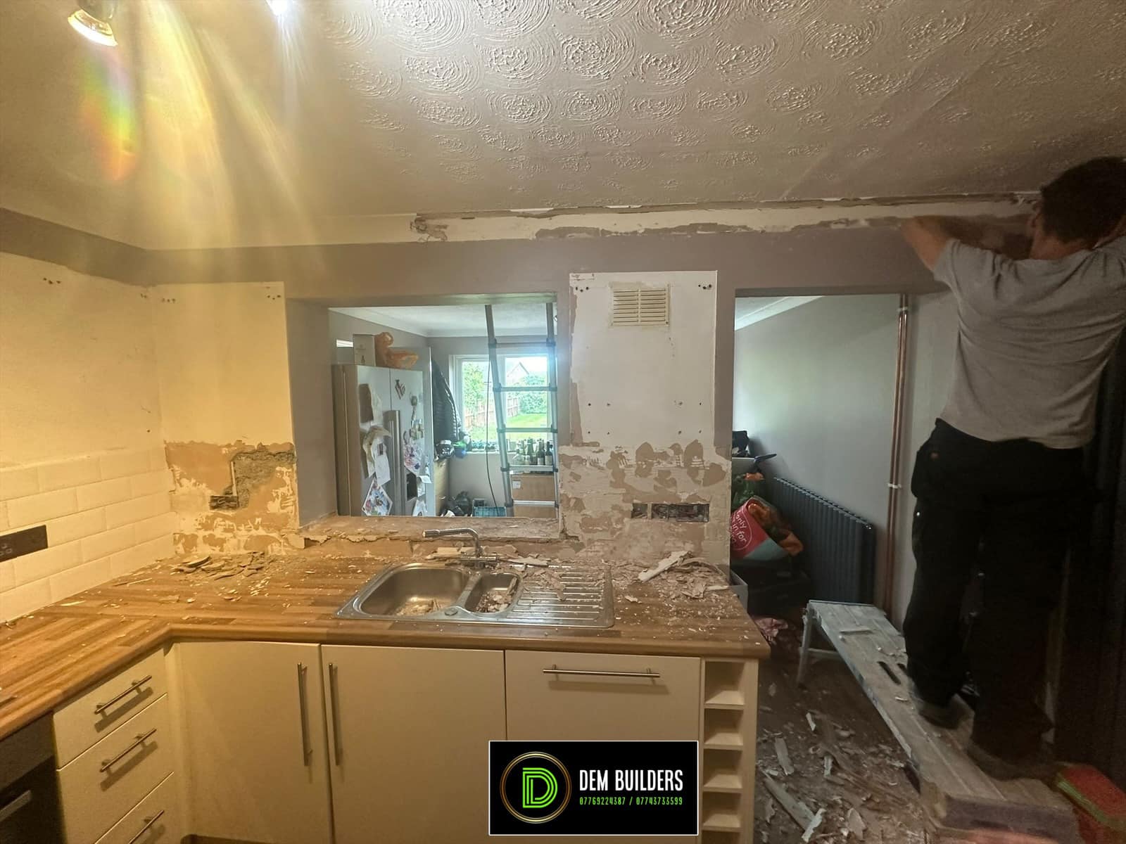 DEM Builders - Our Attleborough porch build - Trusses...