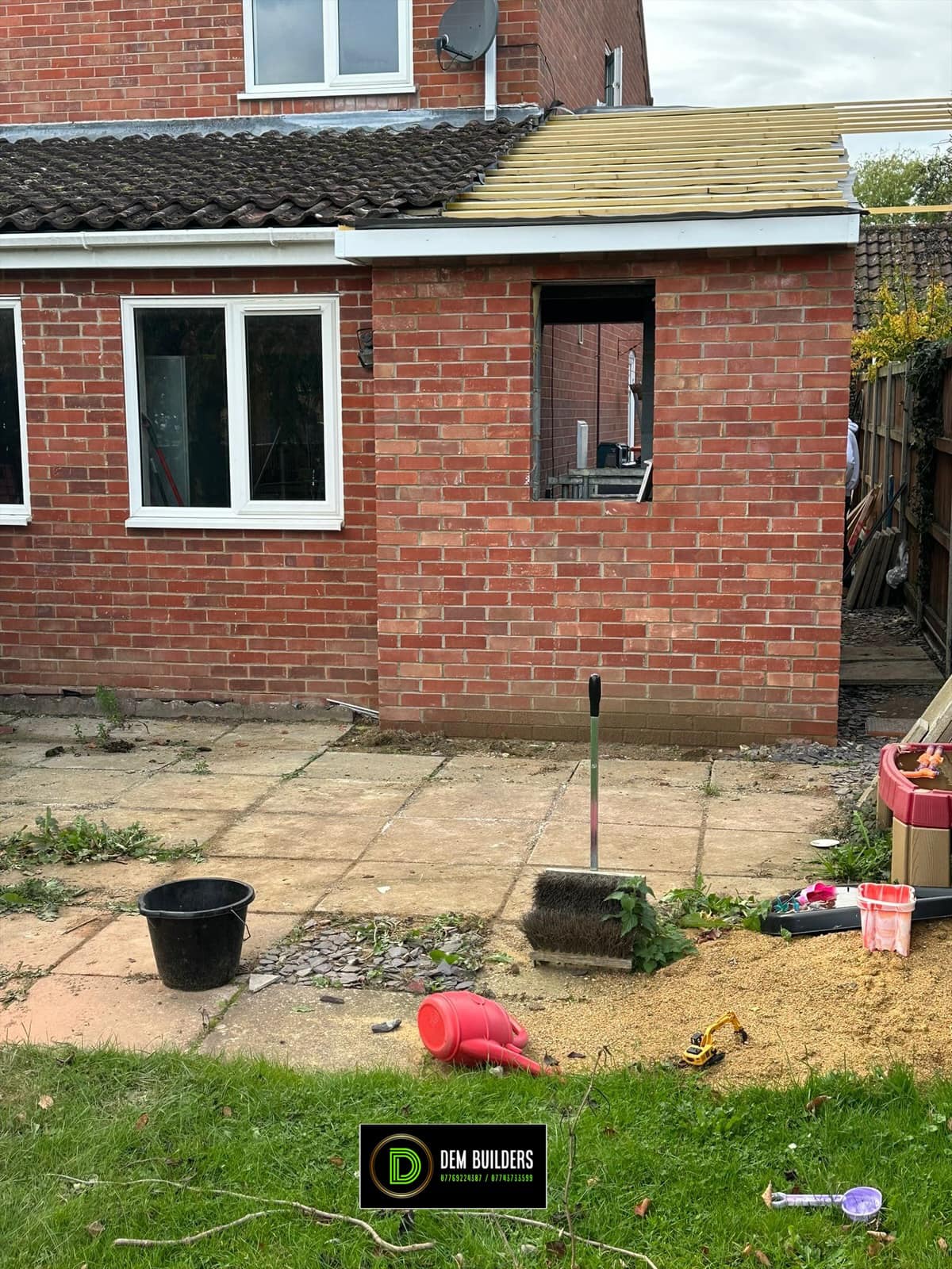 DEM Builders - Our Attleborough porch build - Trusses...