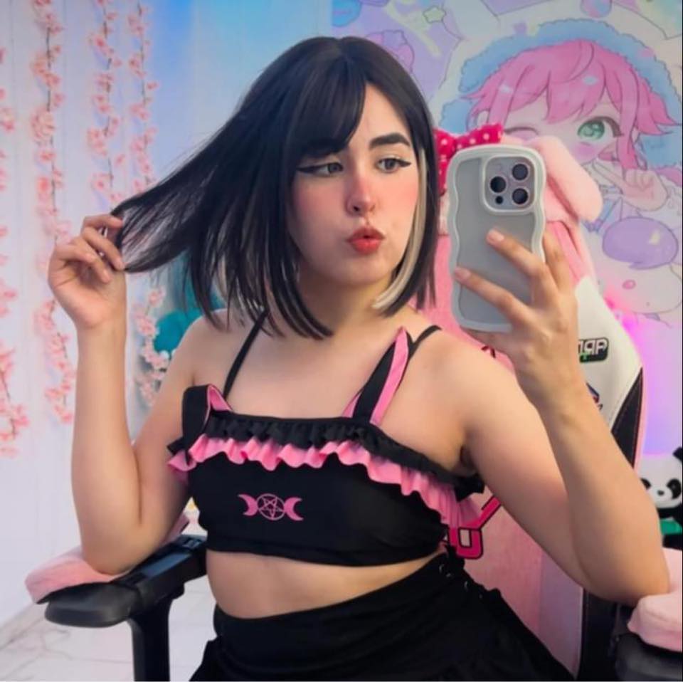 Ig: yorsuccubus.uwu | Nightmare Succubus | Facebook