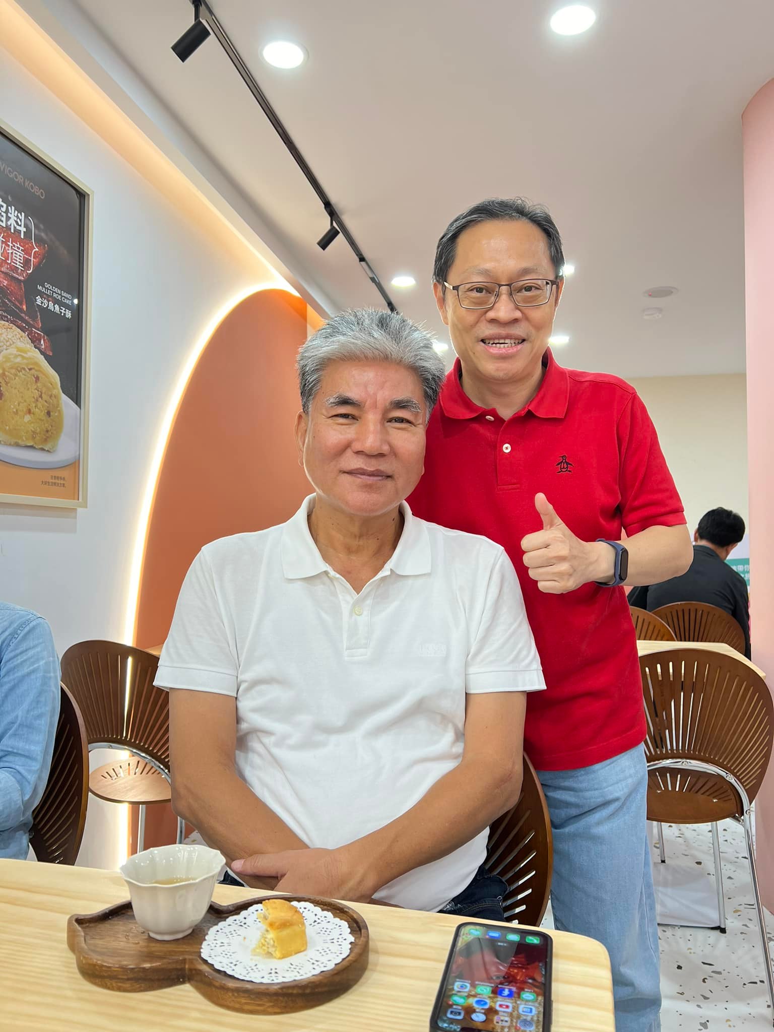 林敬傑 - 開幕第一天：沒想到平常日還可以門庭若市，假日真的要嚴陣以待，歡迎親友蒞臨指導！ #李鴻源前部長... | Facebook