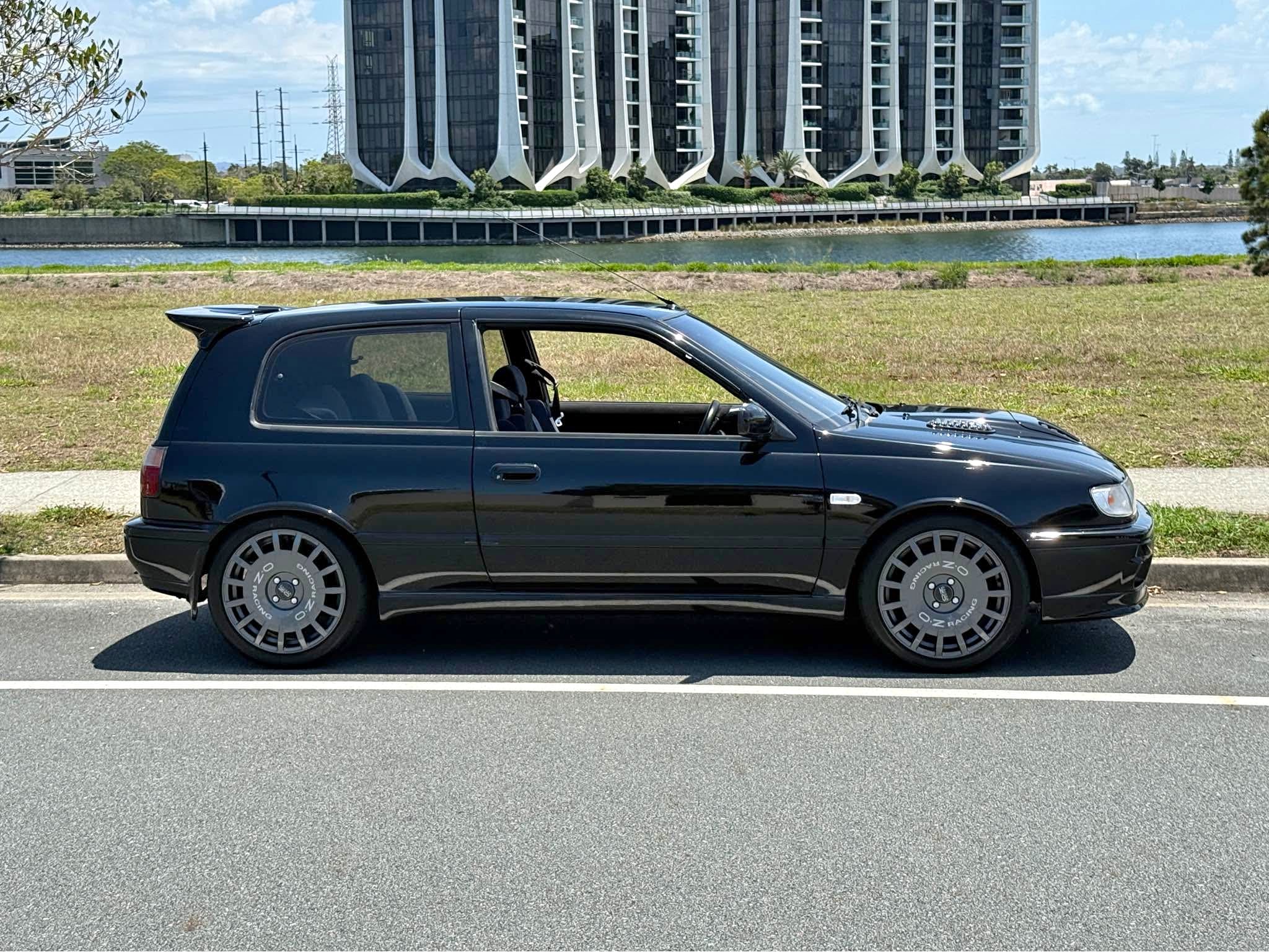 Near new OZ RACING wheels. Pulsar GTIR - Car Wheels, Tires & Parts ...