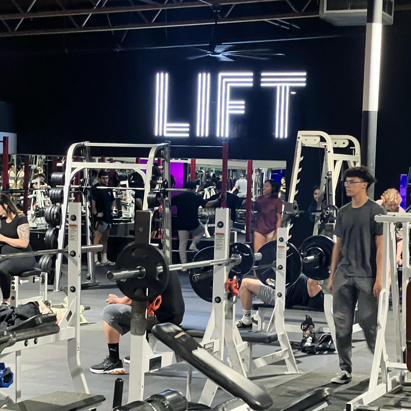 JUST LIFT GYM | Hanford CA