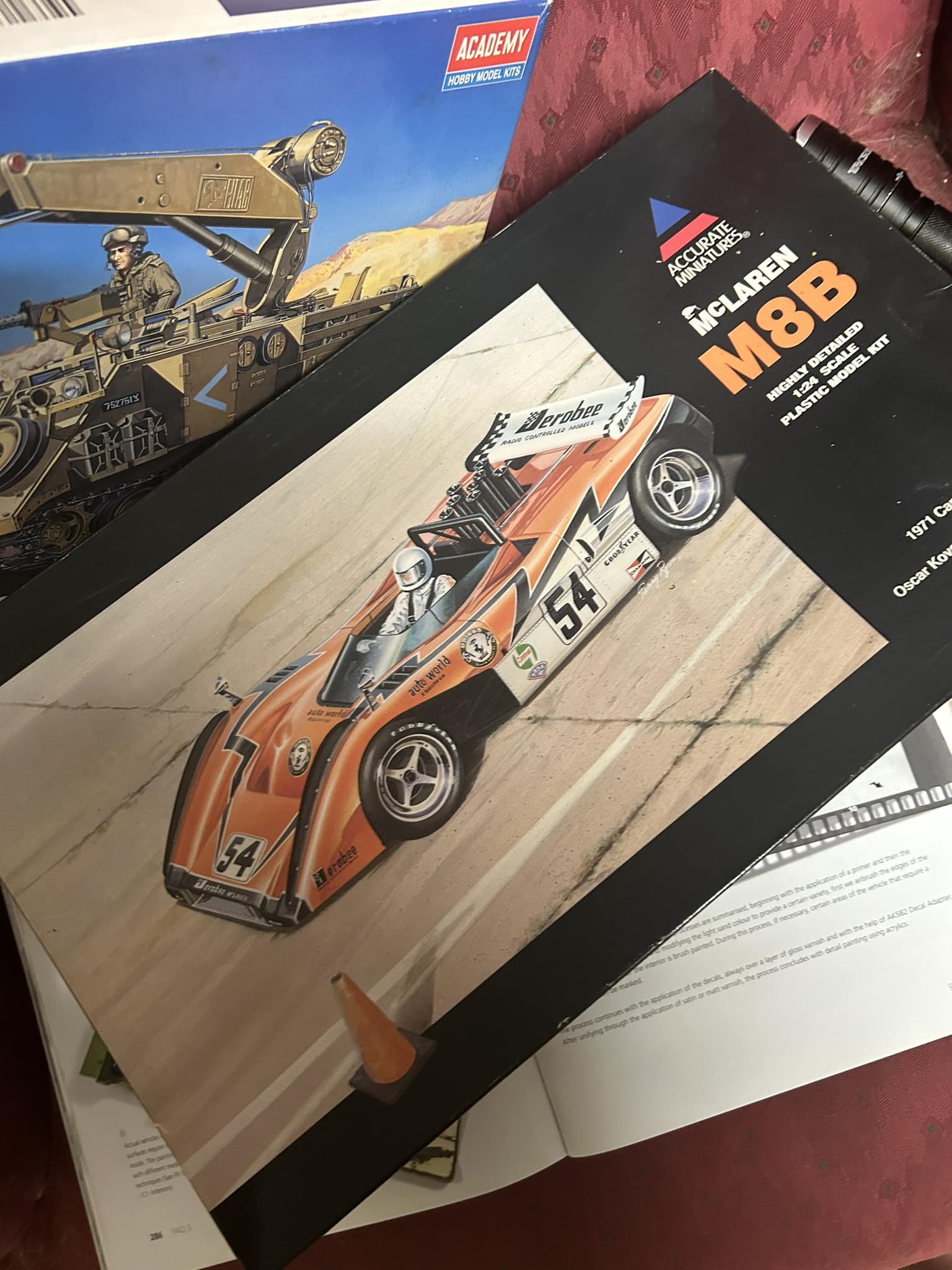 Building Accurate Miniatures 1/24 McLaren M8B Can-Am racer