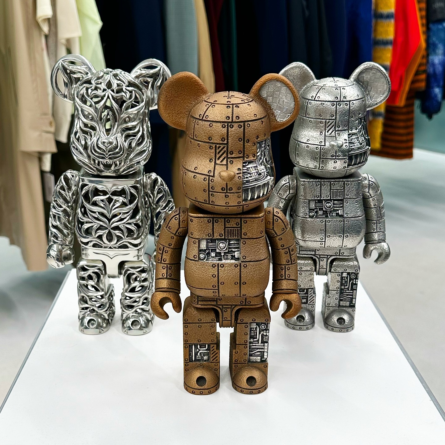 Concrete - Medicom Toy Be@rbrick x Royal Selangor - Made from 
