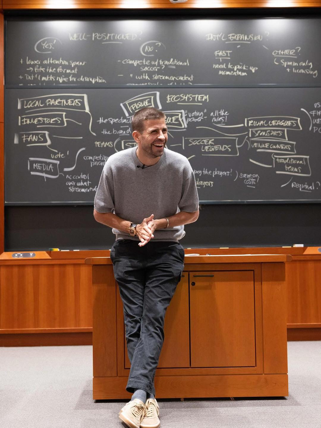 WatsUp TV - 🚨 GERARD PIQUÉ SPEAKS AT HARVARD BUSINESS... | Facebook