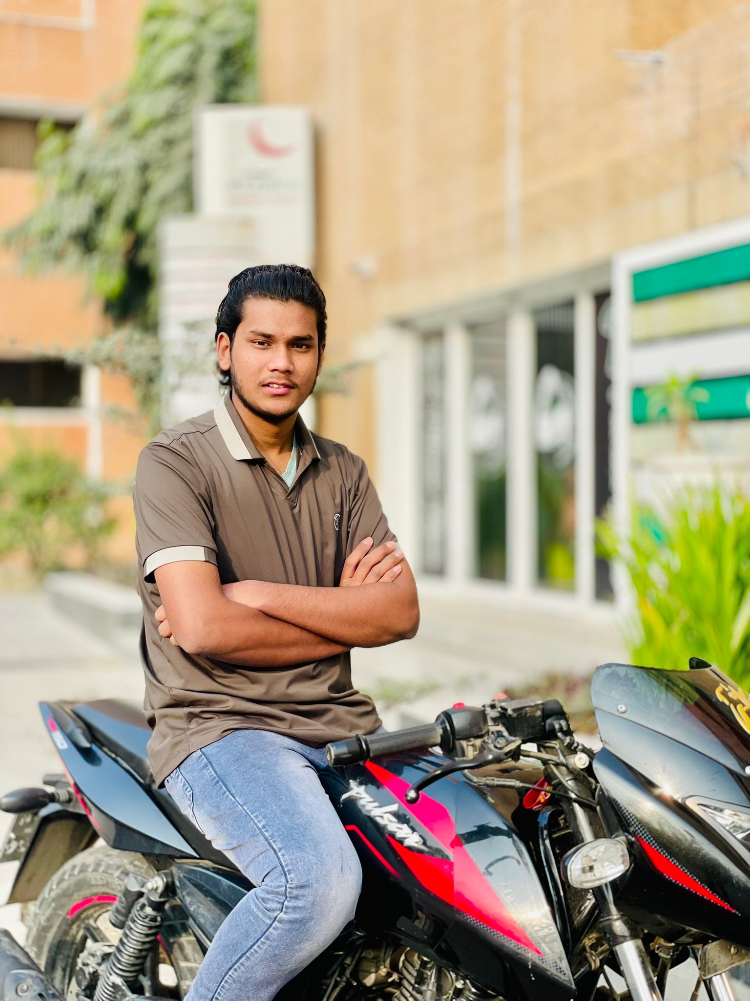 Alomgir Ahmed