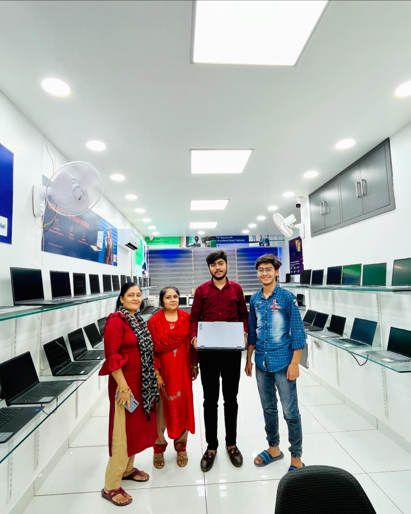 The WHITE House Infotech - TWHI | Hisar