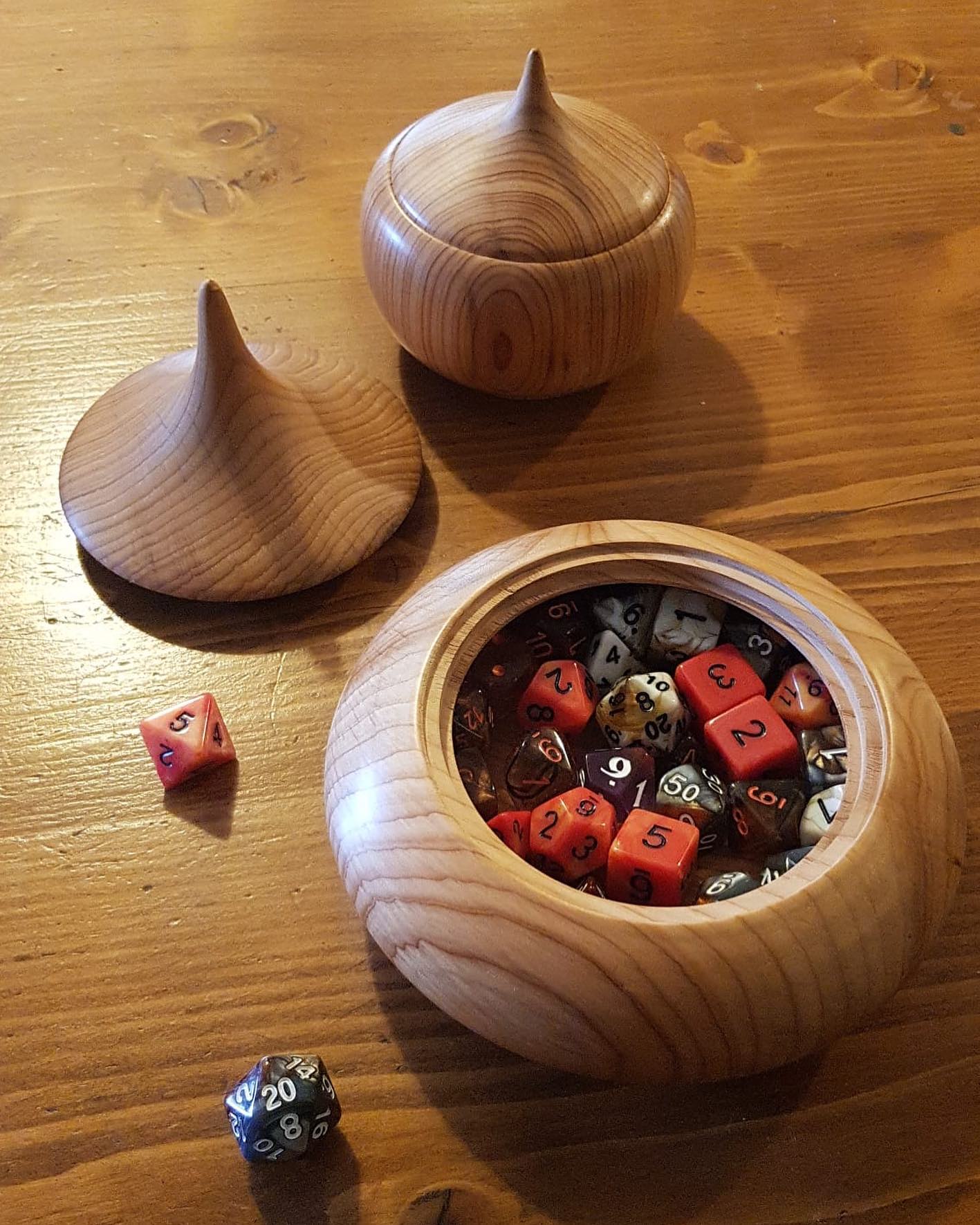Boite à Dés de JDR en Bois - Modèle Draconique | Le rôliste