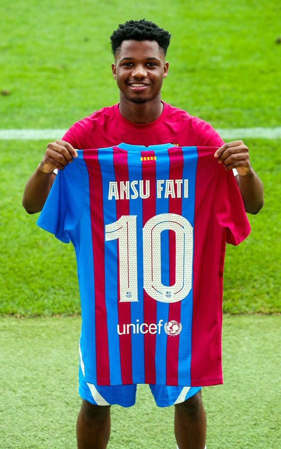 Ansu Fanti will wear the number 10 for Barcelona after absence for