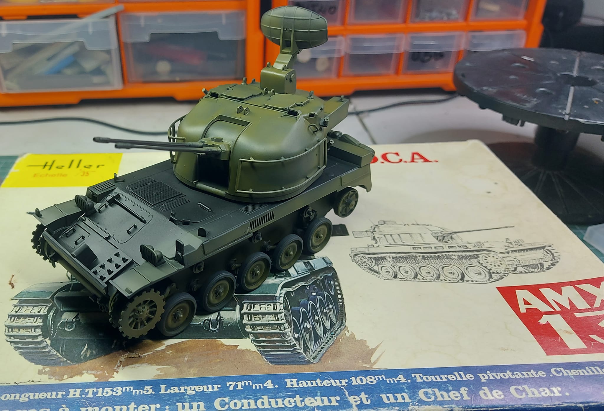AMX 13 DCA,Heller 1/35 w.i.p
