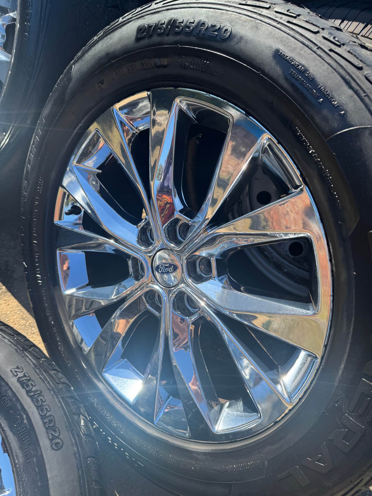 20” Ford F-150 / Expedition King Ranch Lariat 6x135 Chrome 6 Lug Wheel ...