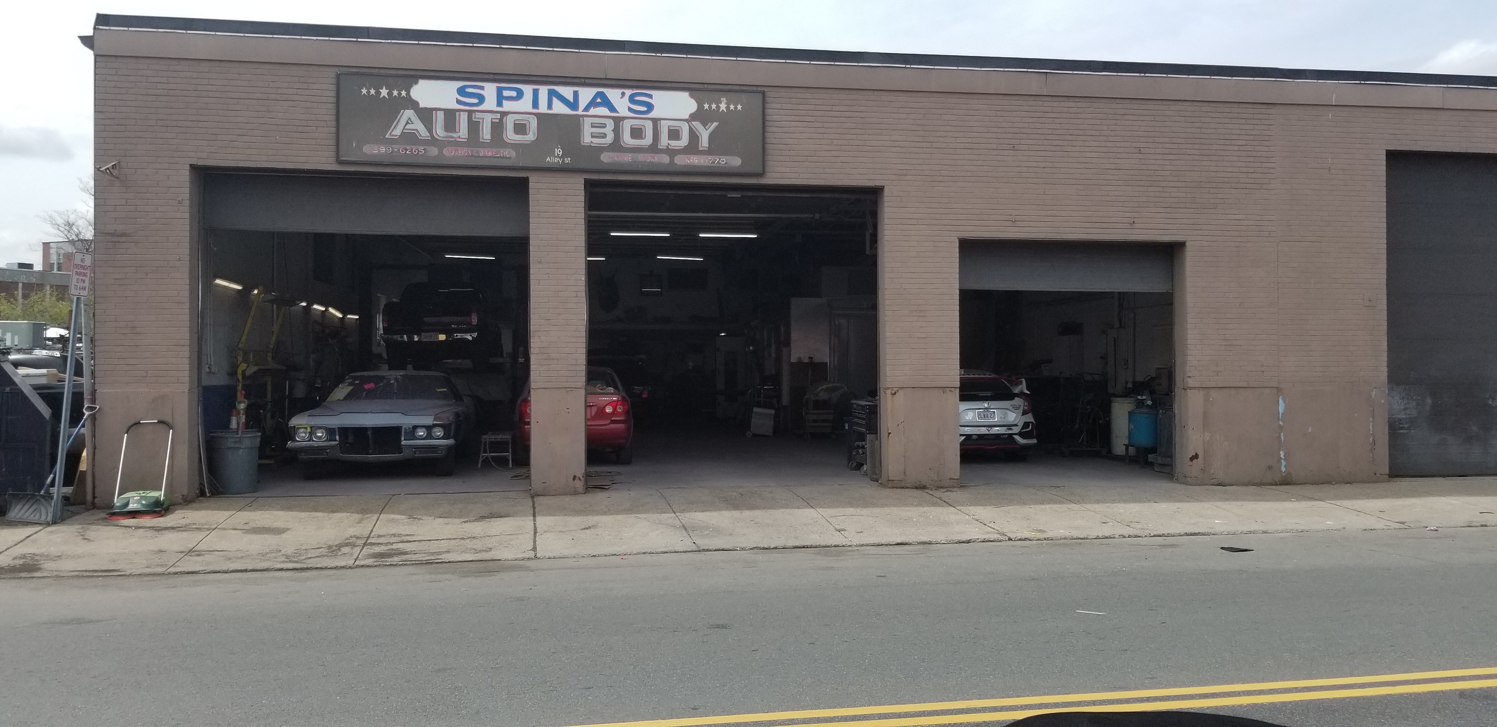 Spina's Auto Body | Lynn MA