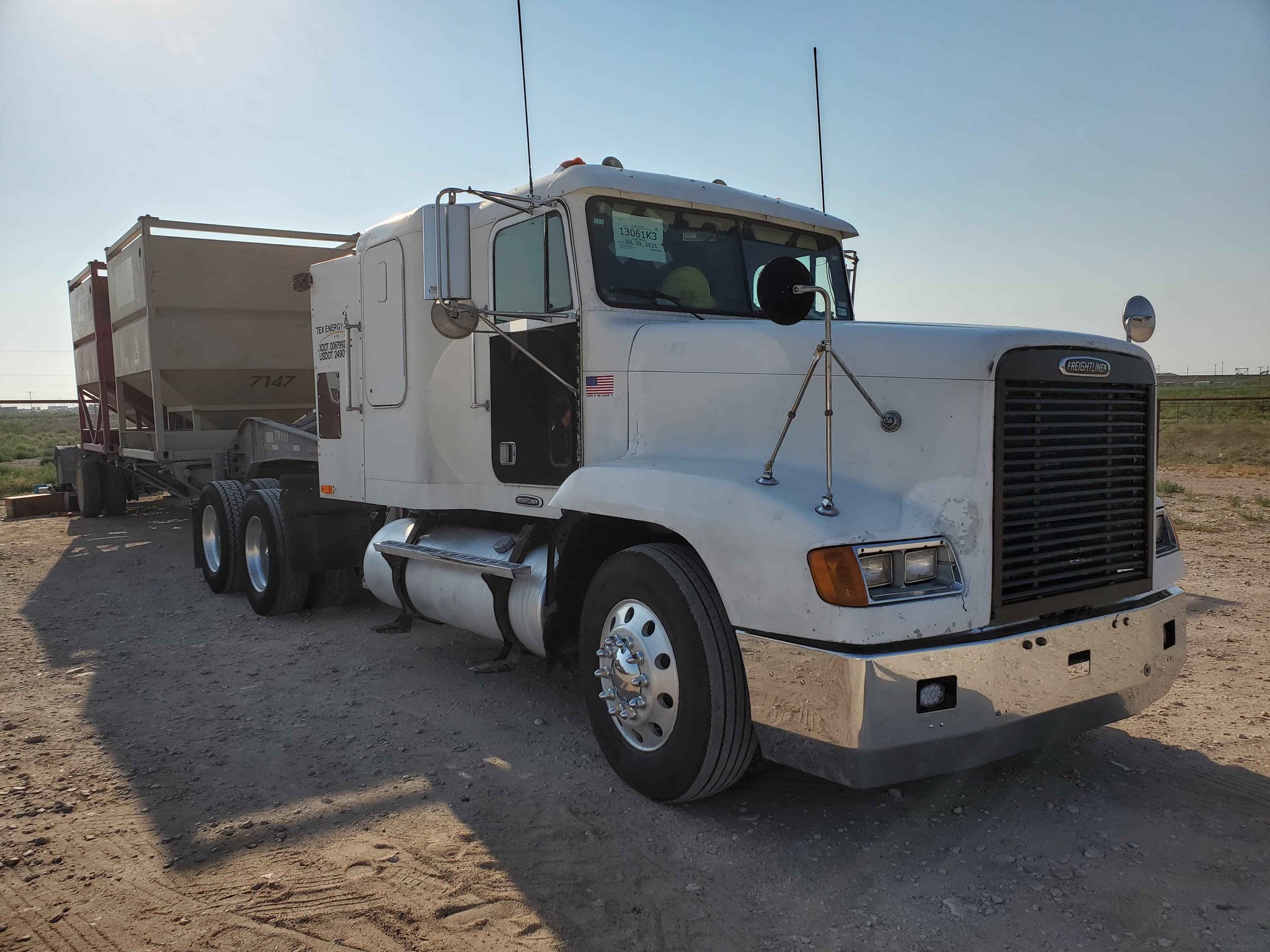 2000 Freghtliner FRHT