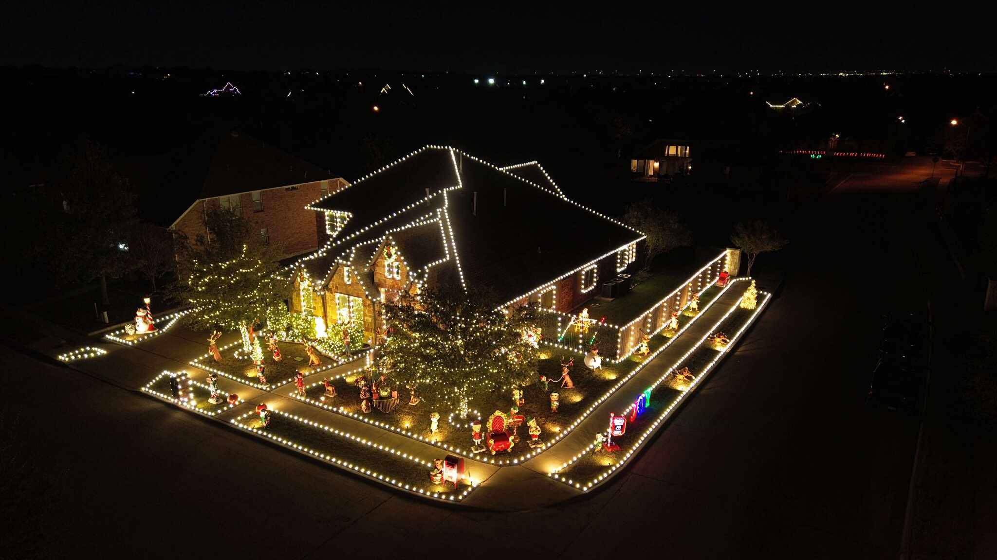 🎄✨ Another Dazzling Christmas House Worth the Drive! ✨🎄 If you