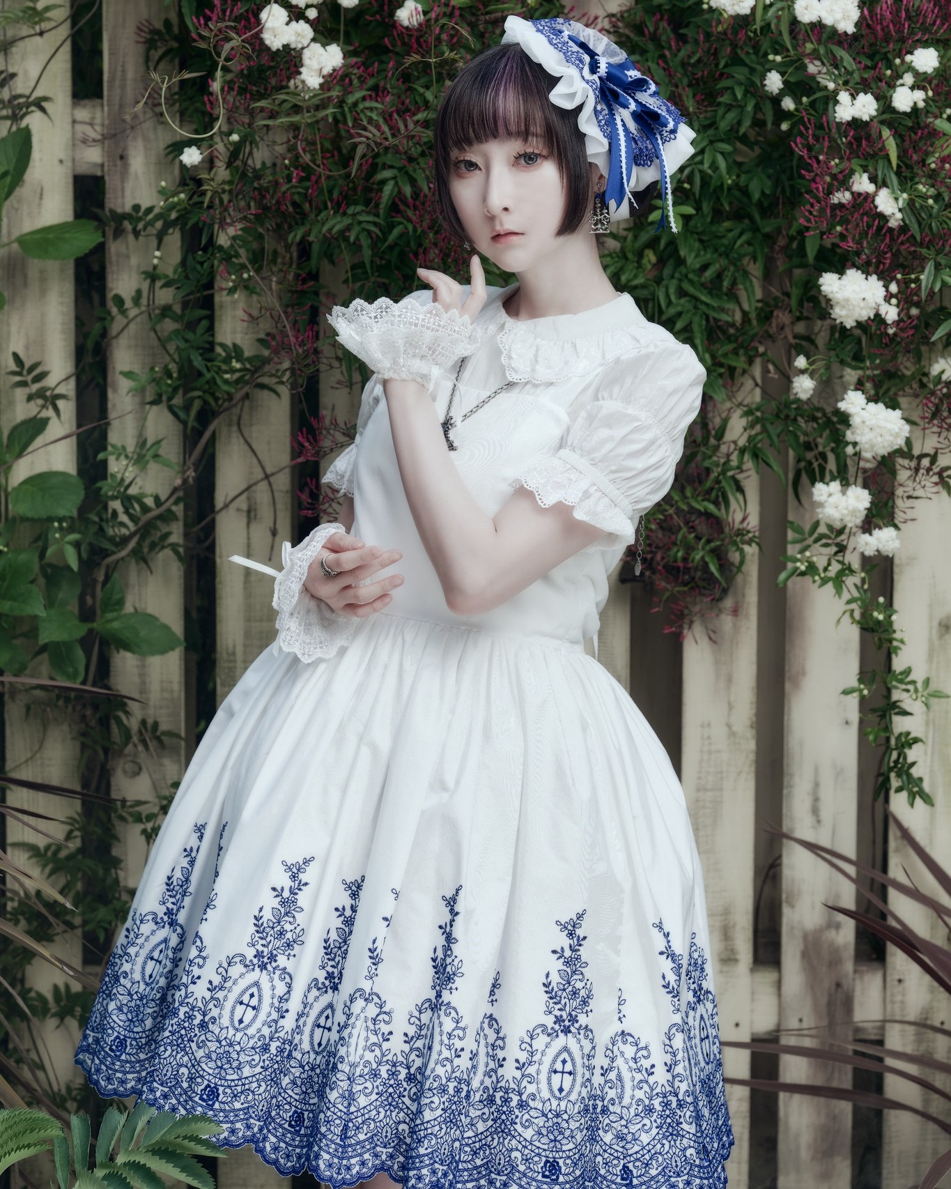Moi-même-Moitié - ✞ Rose Garden Embroidery JSK ✞ 38,500 JPY