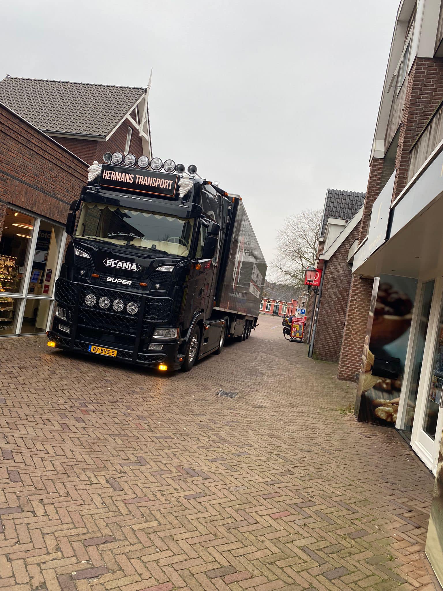 hermans-transport-expeditie-b-v-steenbergen