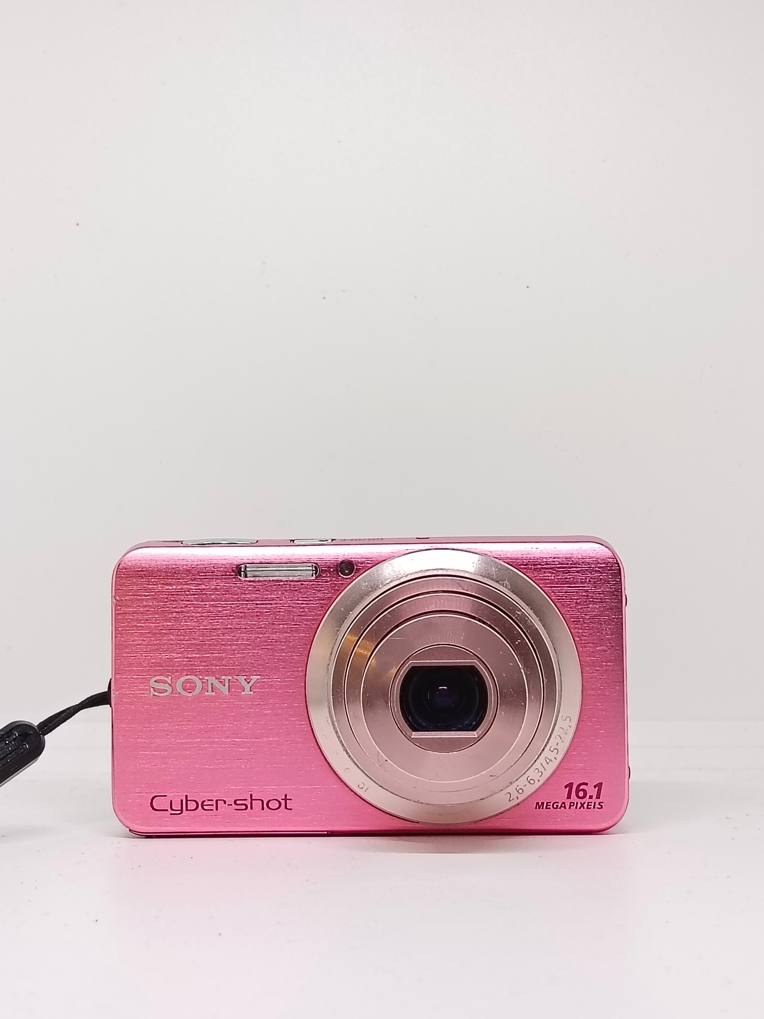 ?SONY DSC-W630( BABY PINK) ?️6500₱ Nego ?16MP ?5XZOOM ?9.5 