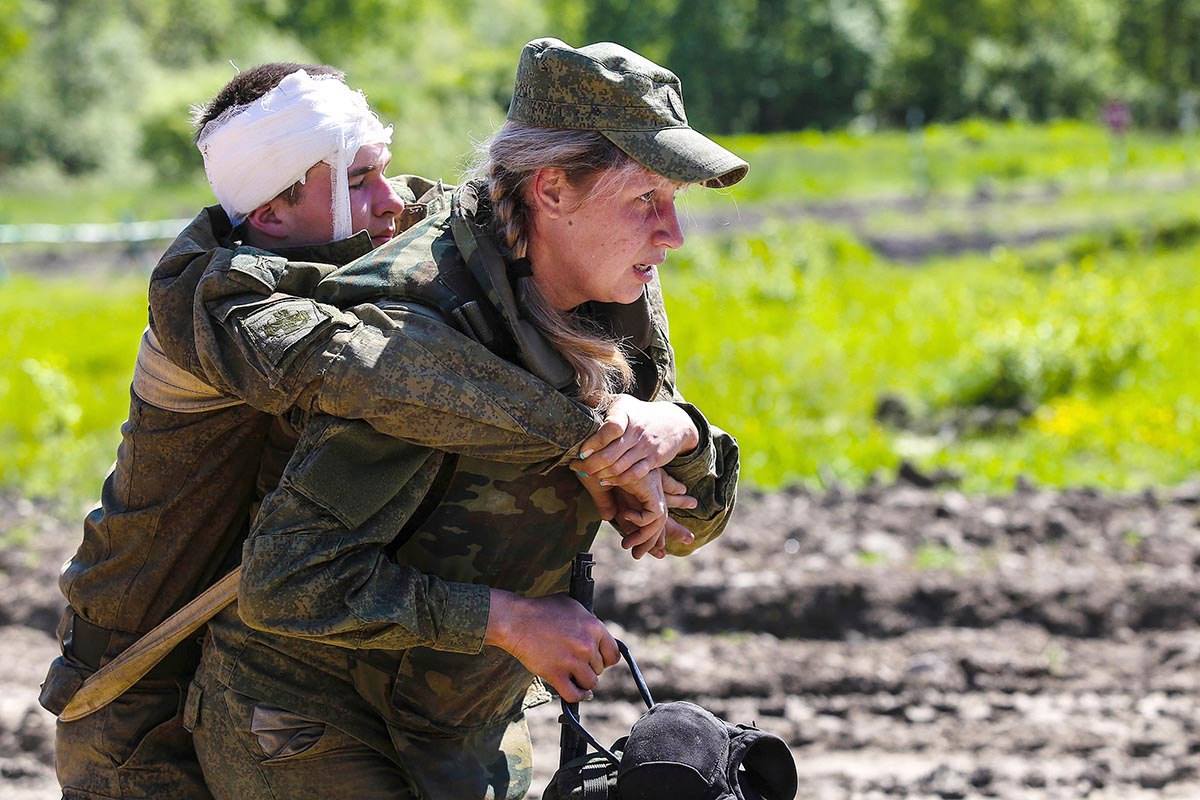 Боевой медик. Военные медики России. Военная меецинароссии