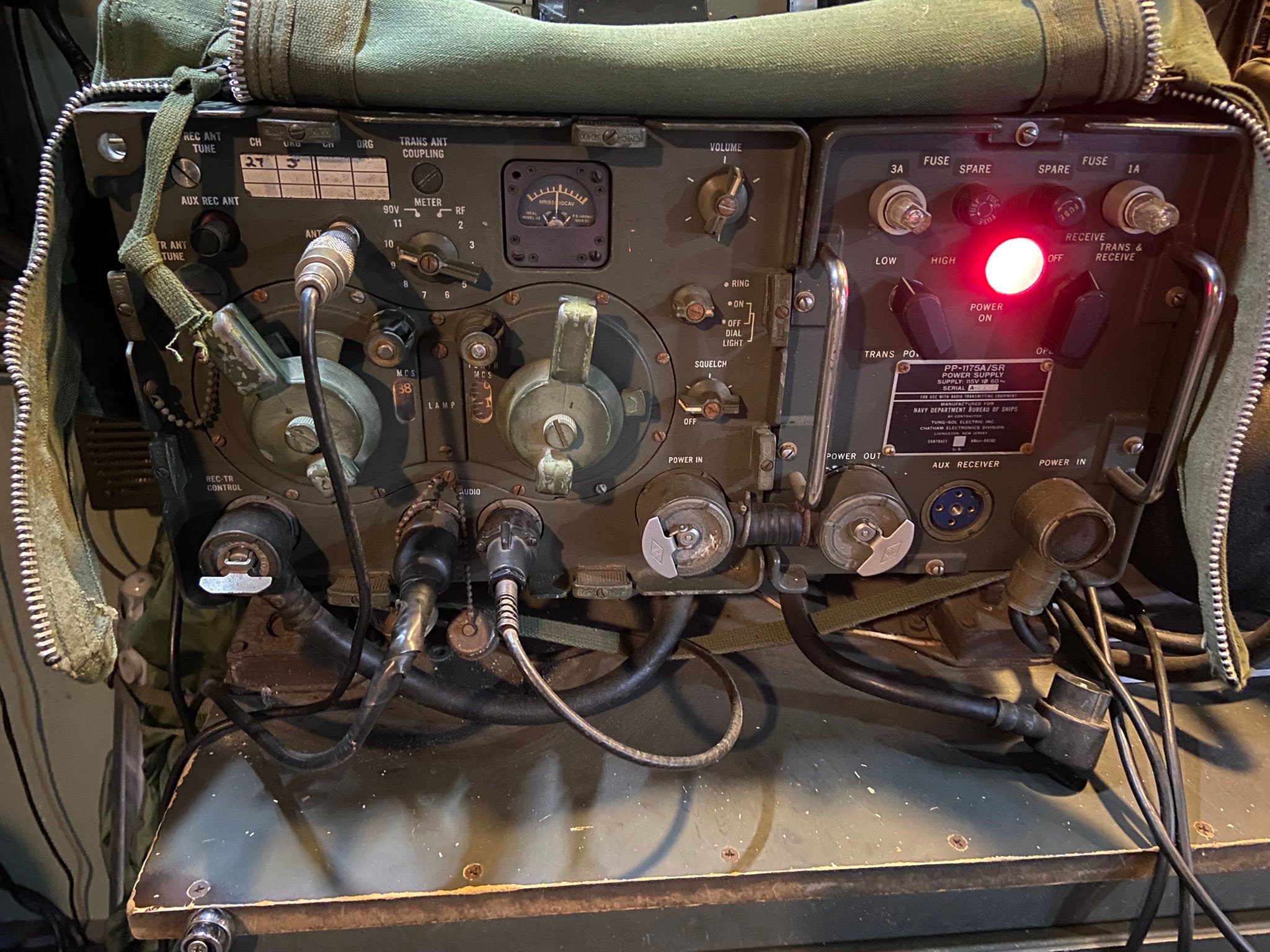 Village Radio, HT-1E. 