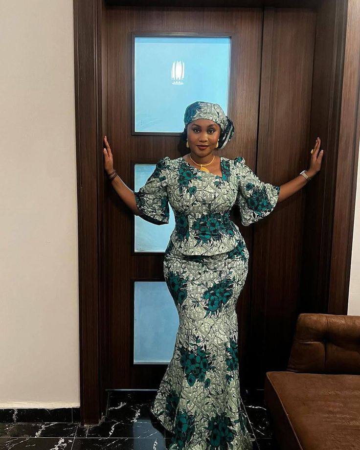ankara style elderly woman african dresses for older ladies Matured dress styles every married or matured women 💃💃💃💃💃 Follow my page Toskyfashion for more beautiful styles ❤️❤️❤️❤️❤️ french-cuff