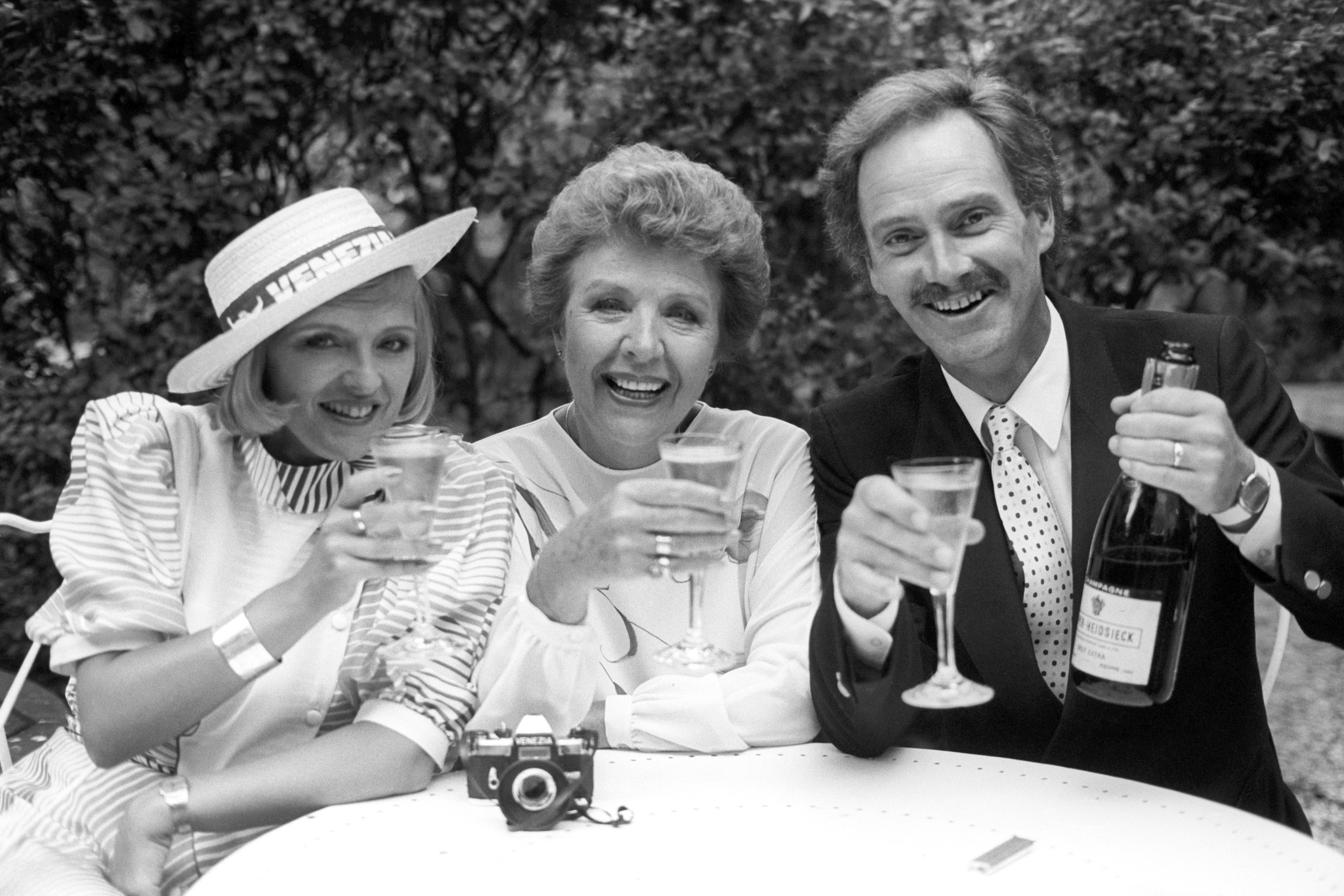ITV - Tributes have been paid to Crossroads actor Tony Adams, who has ...