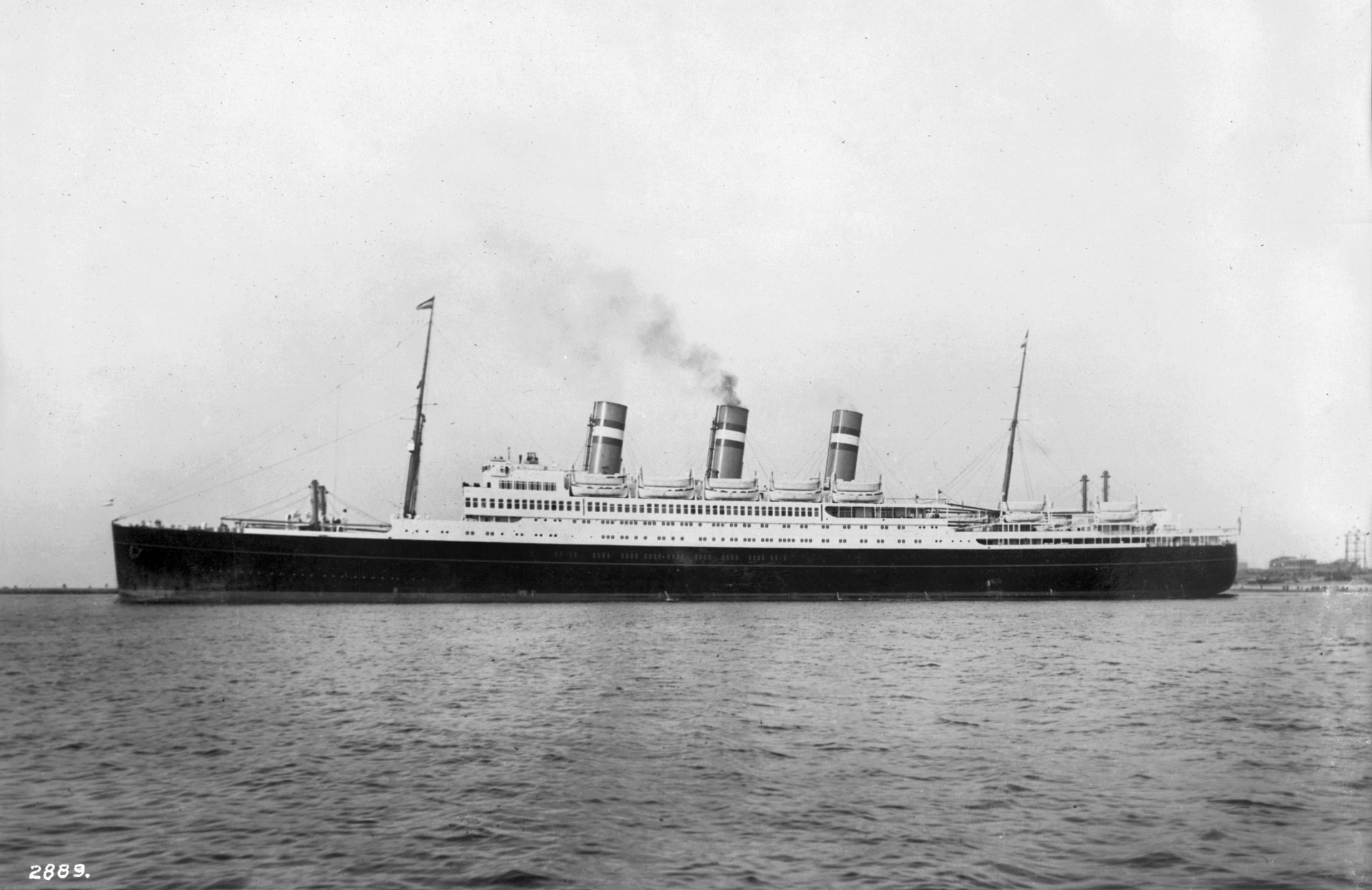 The Ocean - 🇧🇶 SS Statendam was a Dutch steam turbine transatlantic ...
