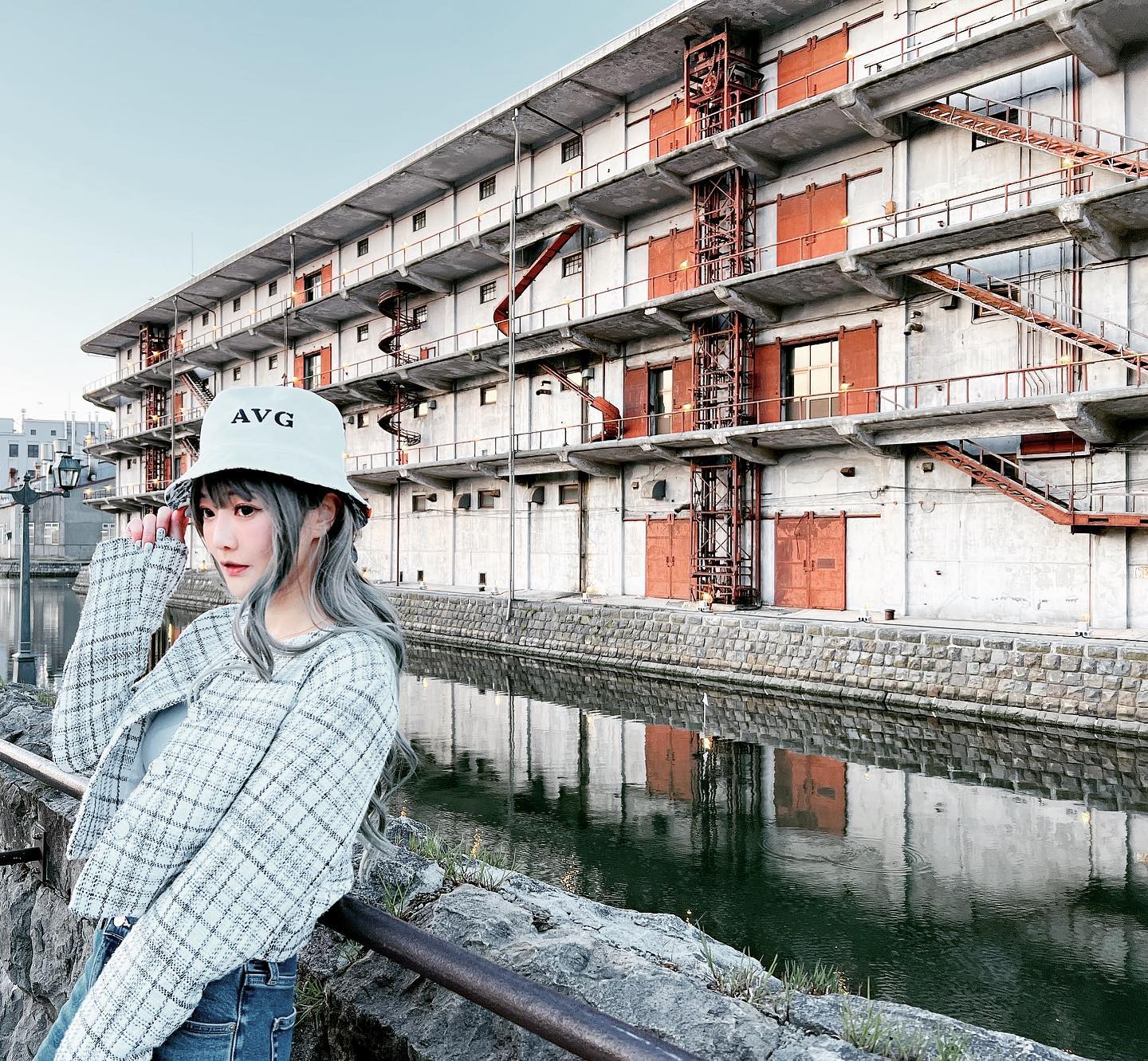 周荀/DenKa - 後面那棟真的超像什麼恐怖遊戲或是射擊遊戲的地圖... | Facebook