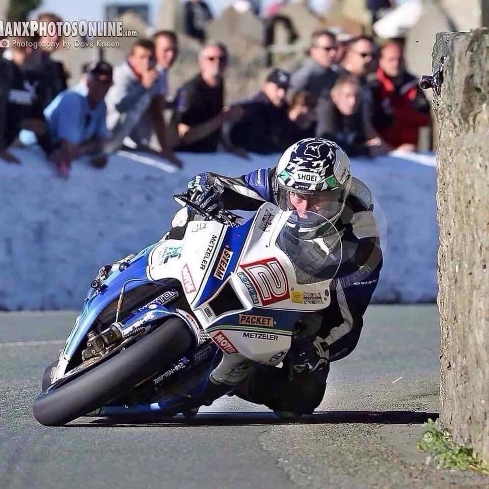 Dean Harrison Church Bends Southern 100 Photo Dave Kneen