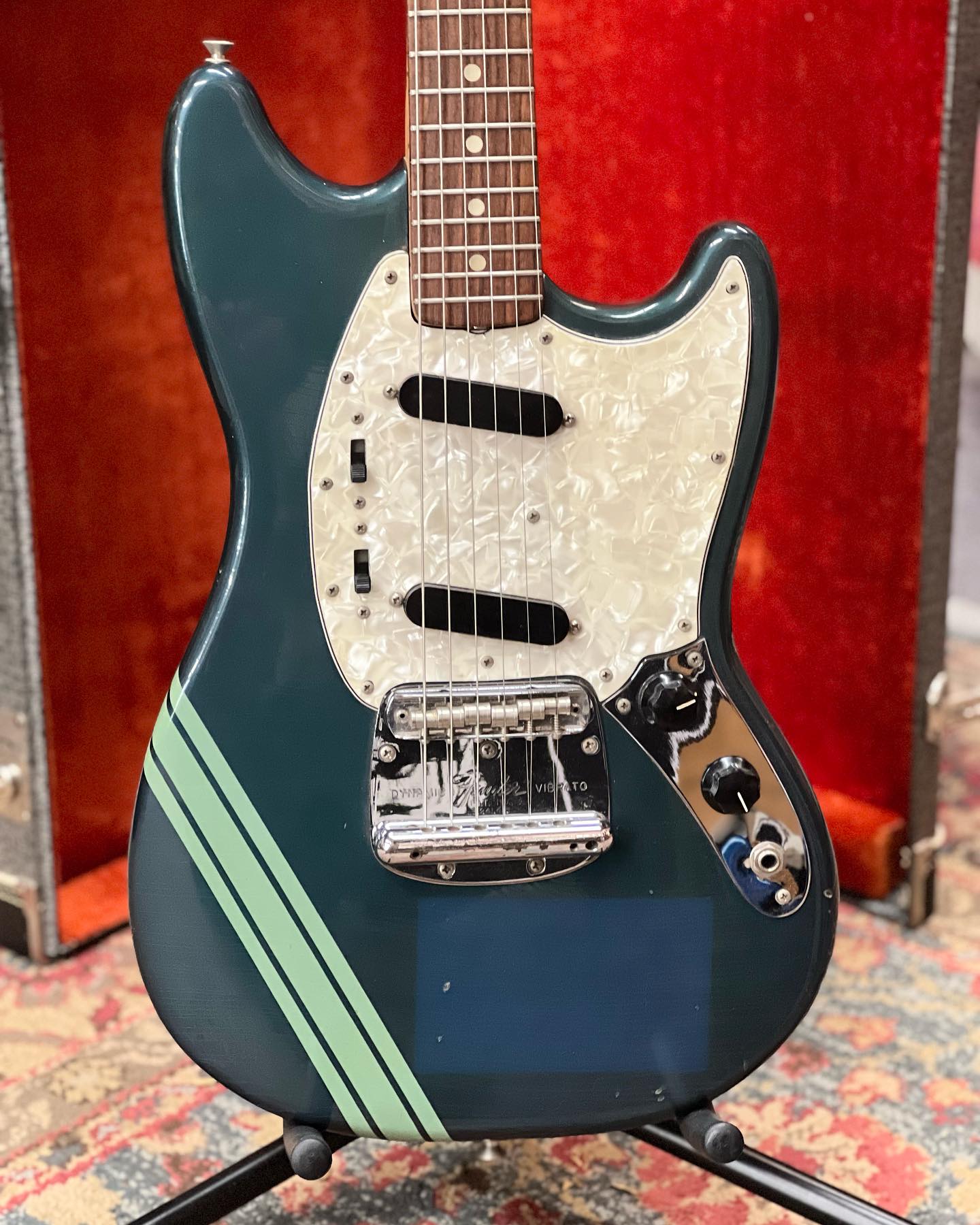 Vintage Japanese competition mustang guitar