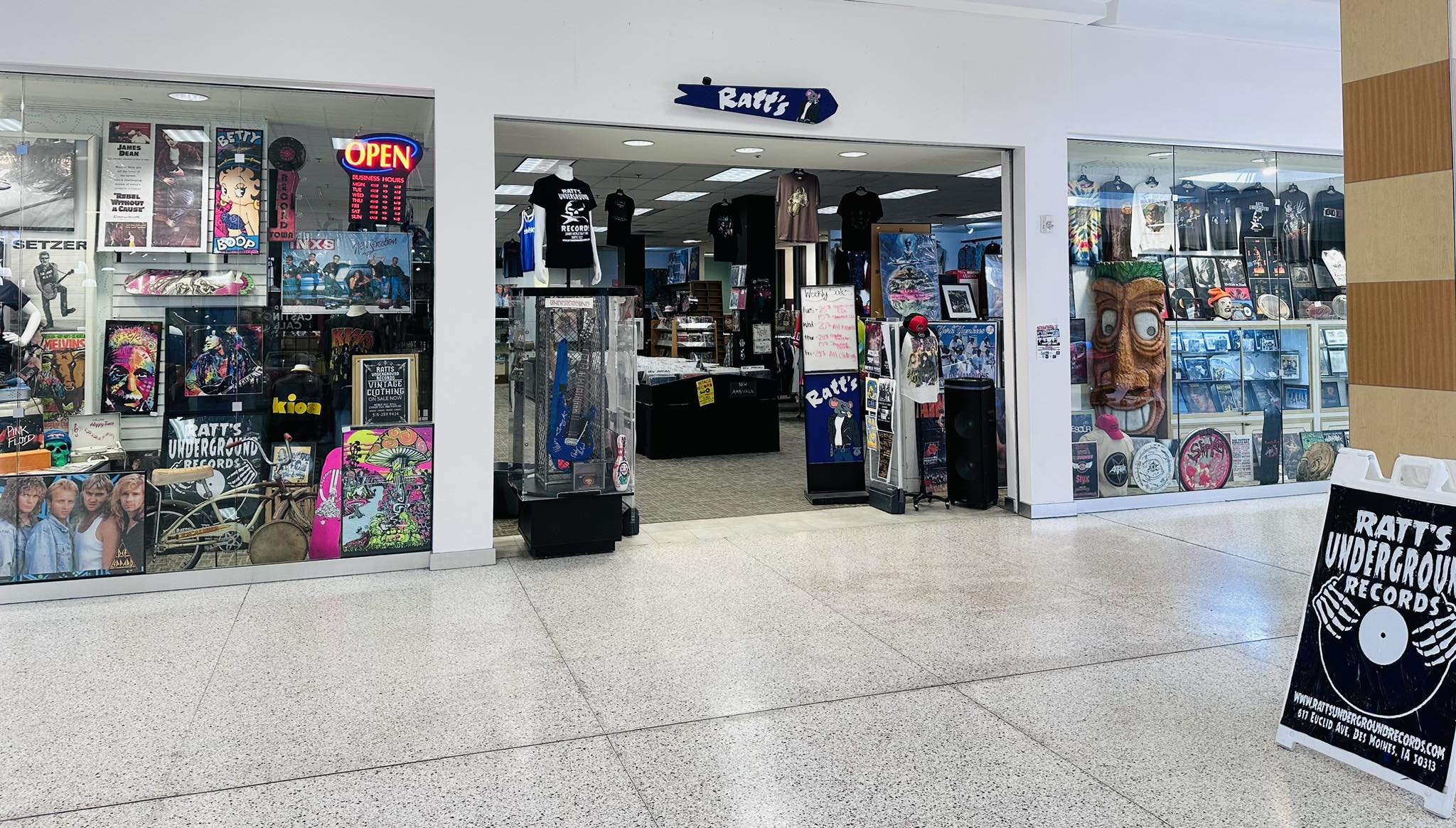 Ratt's Underground Records | Des Moines IA