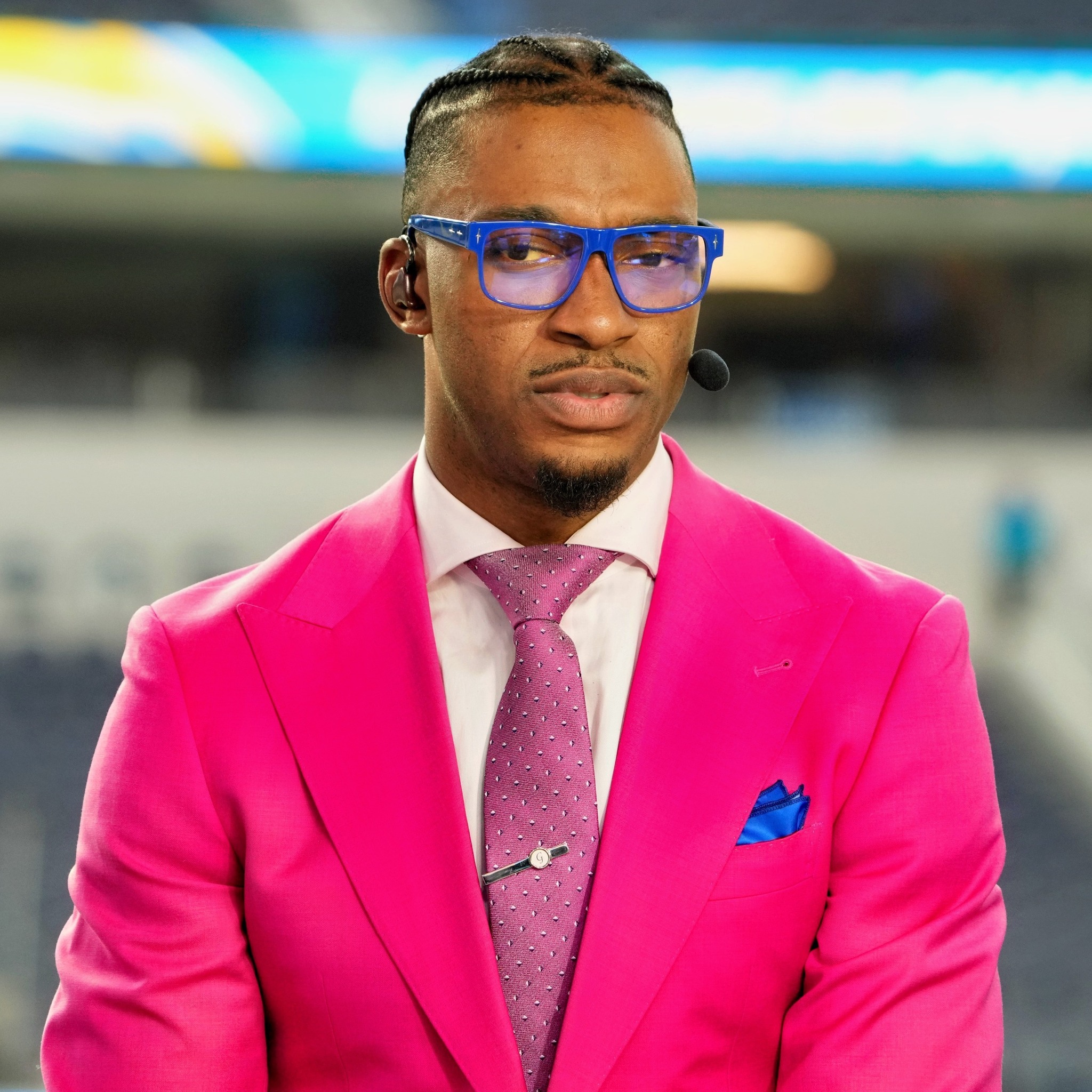 NFL Memes - BREAKING: Robert Griffin III & Family Involved... | Facebook